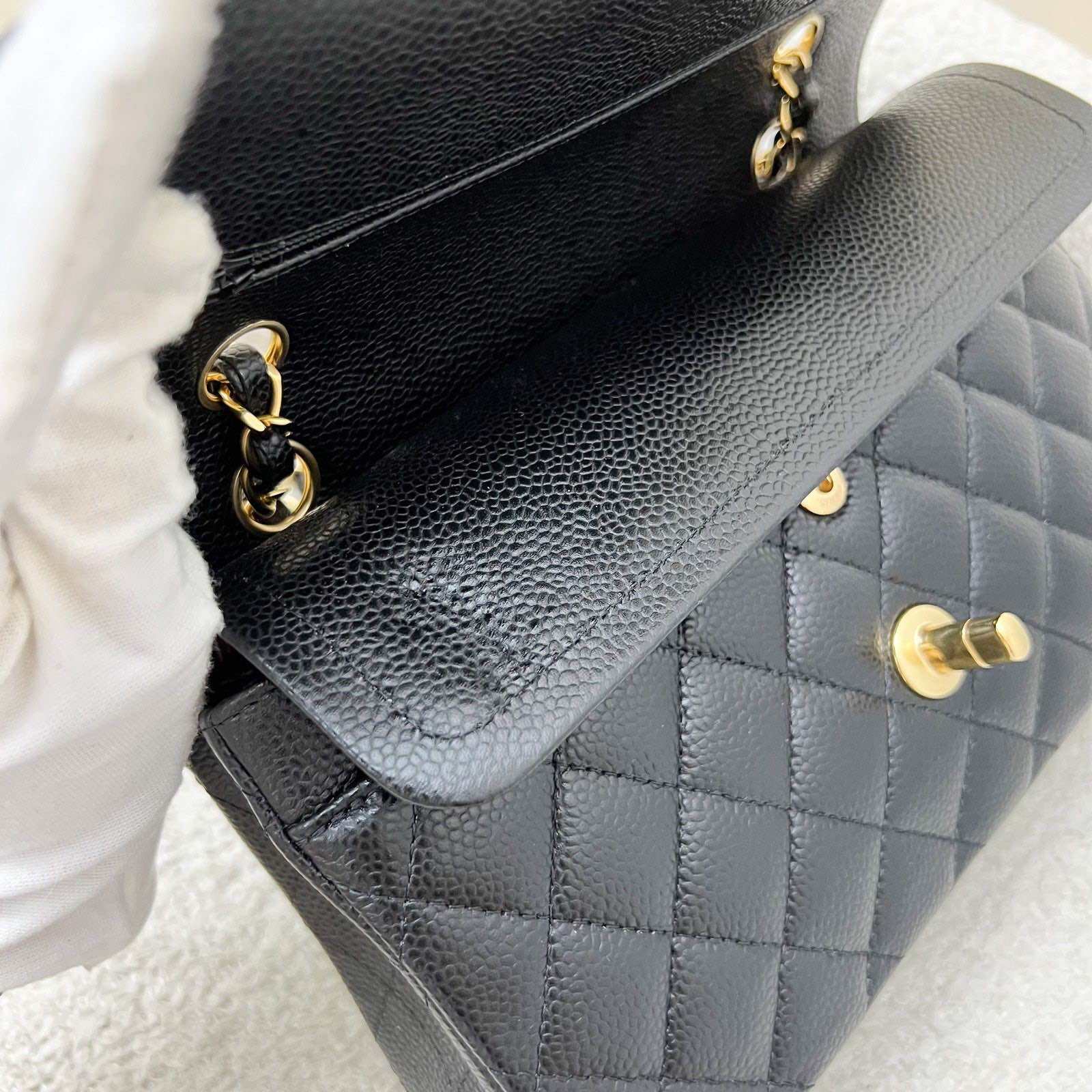 Chanel Small Classic Flap CF in Black Caviar and GHW · v50