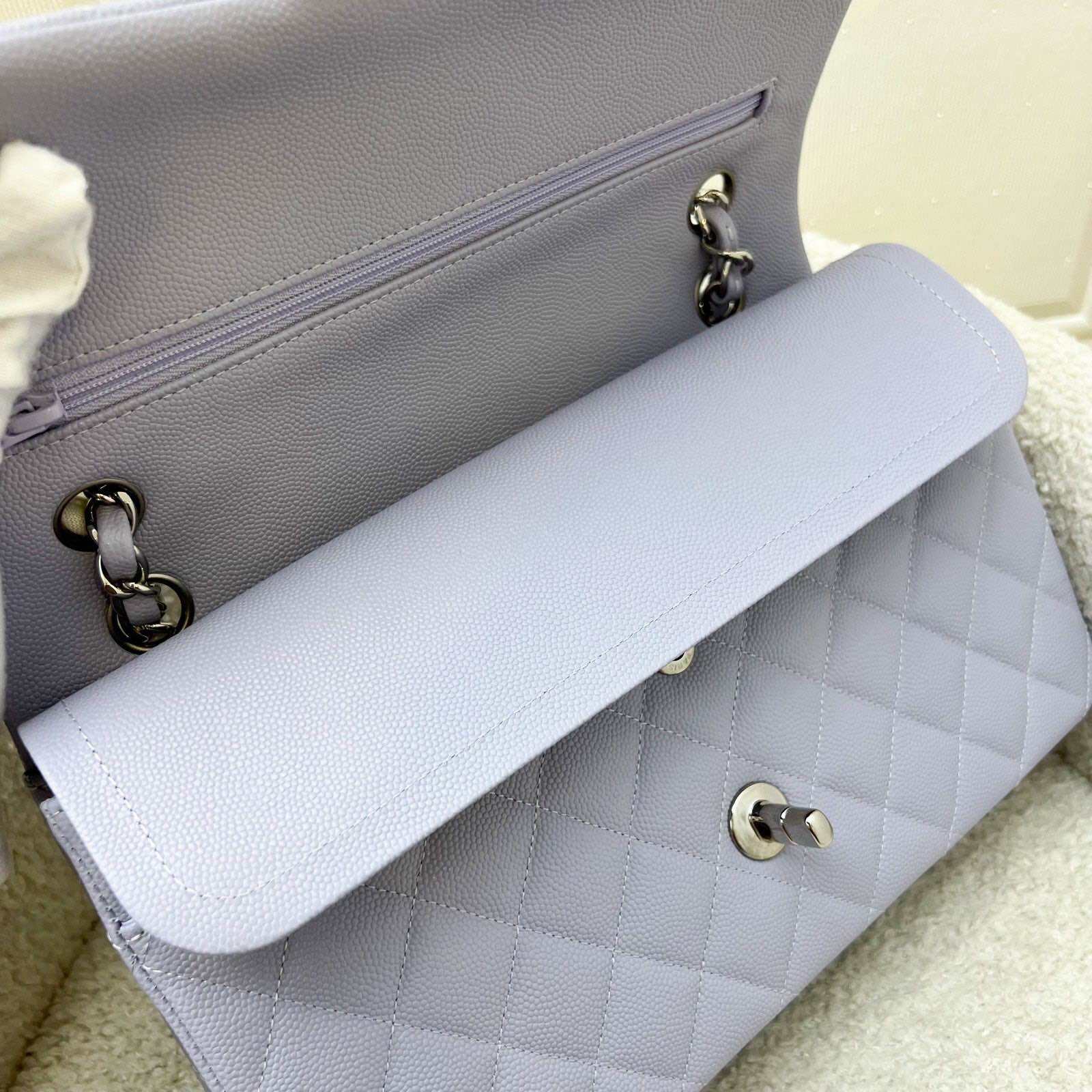 Chanel Medium Classic Flap CF in 21K Lilac Caviar and SHW · v11