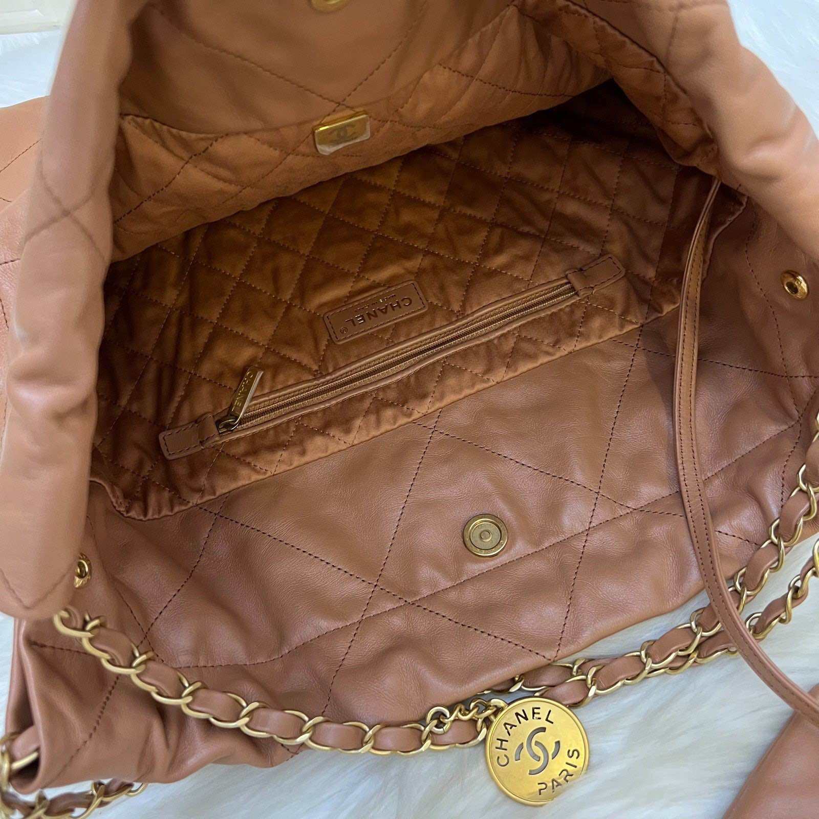 Chanel 22 Medium Hobo Handbag in Caramel Calfskin and AGHW · v2