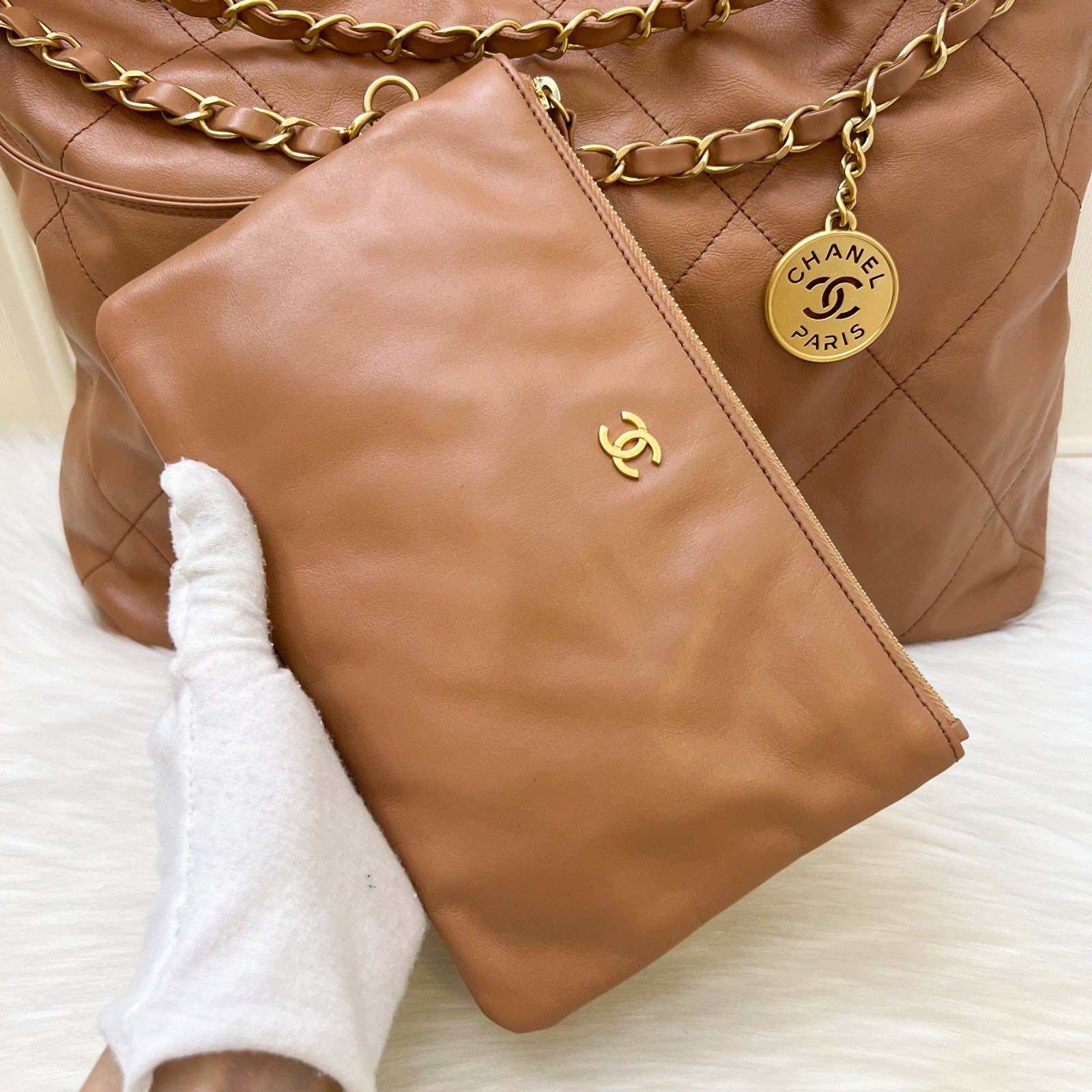 Chanel 22 Medium Hobo Handbag in Caramel Calfskin and AGHW · v2