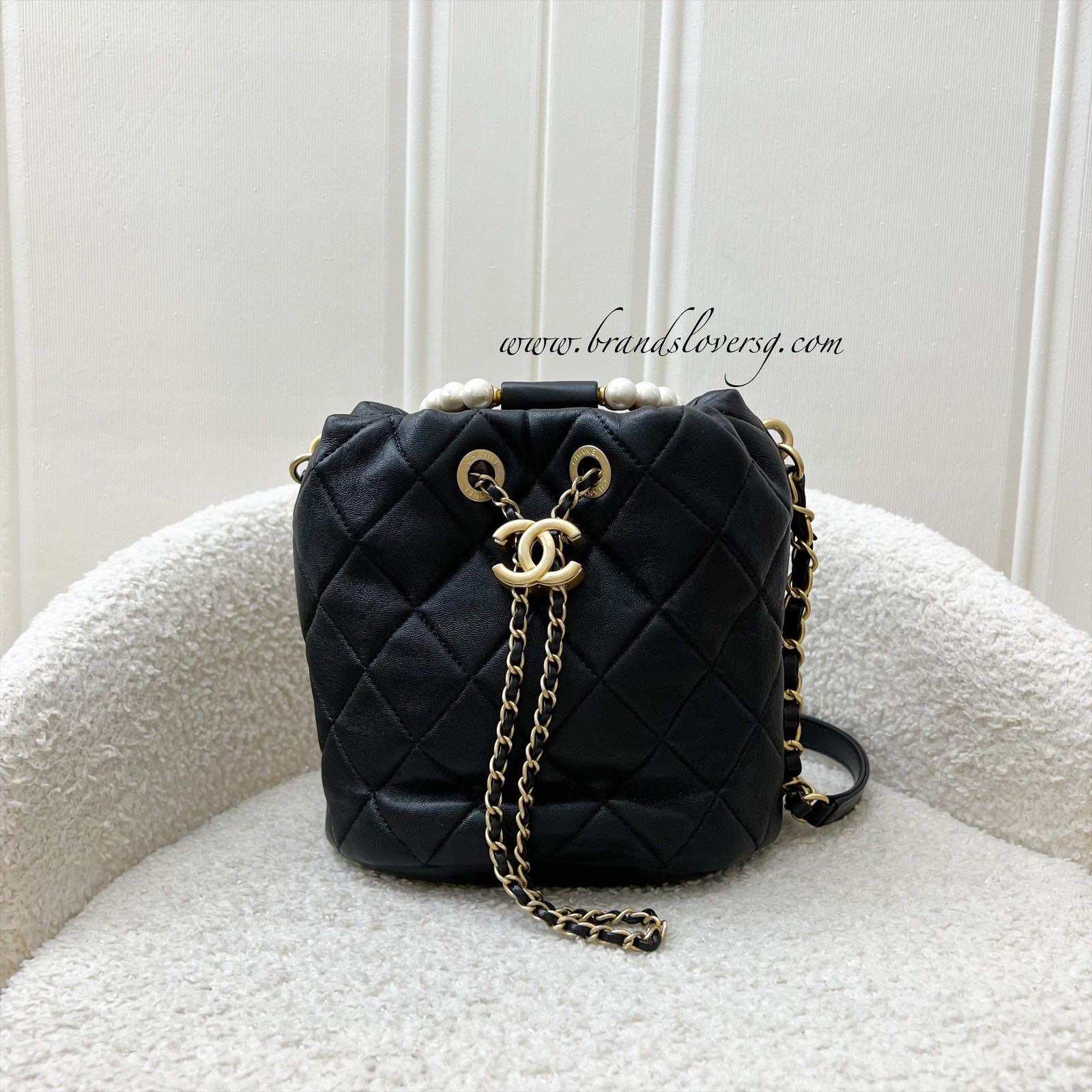 Chanel Pearl Handle Mini Drawstring Bucket Bag in Black Lambskin and AGHW (Model: AS2608)