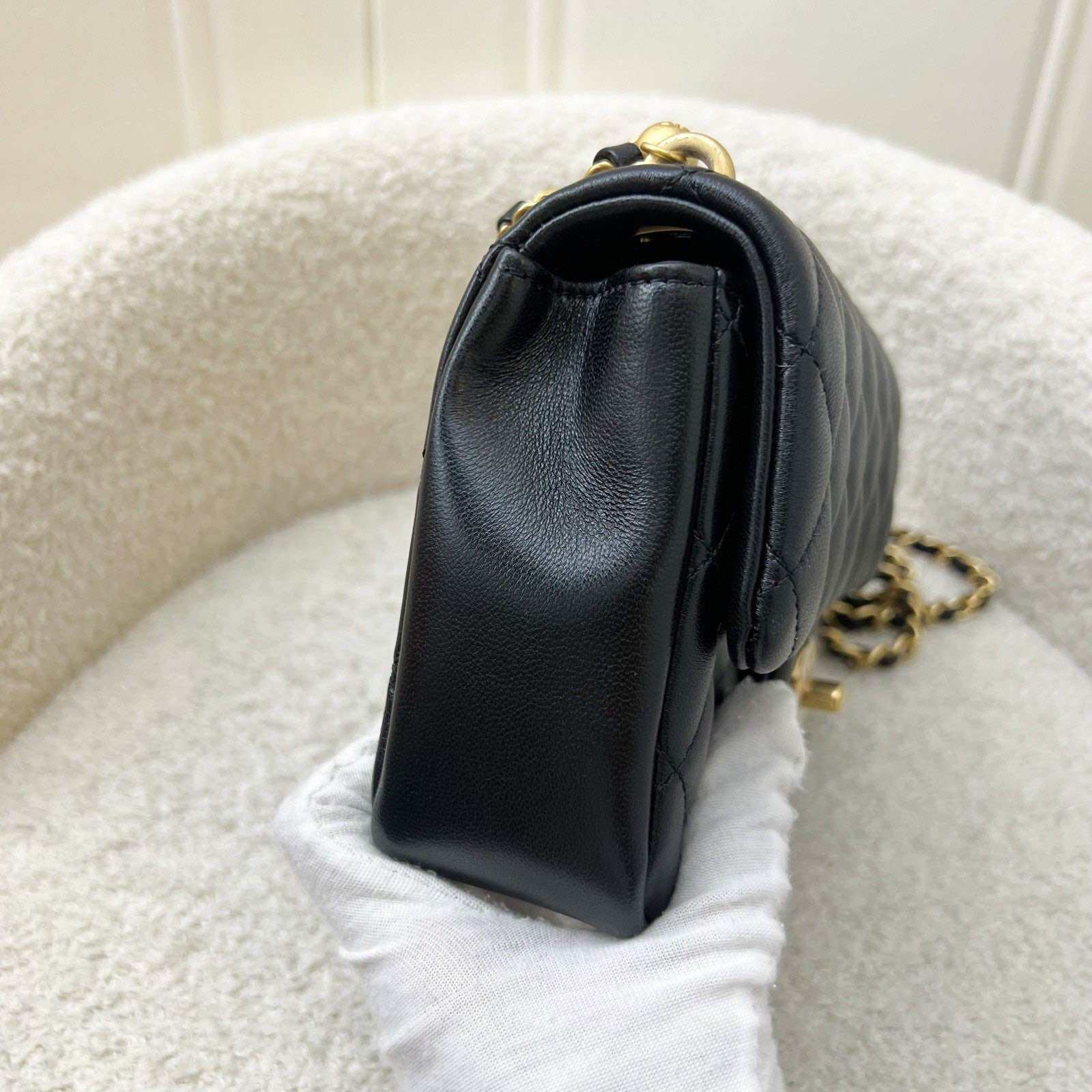 Chanel 24P Pearl Twist Chain Square Mini Flap Bag in Black Lambskin and AGHW (Model: AS4385) · v3