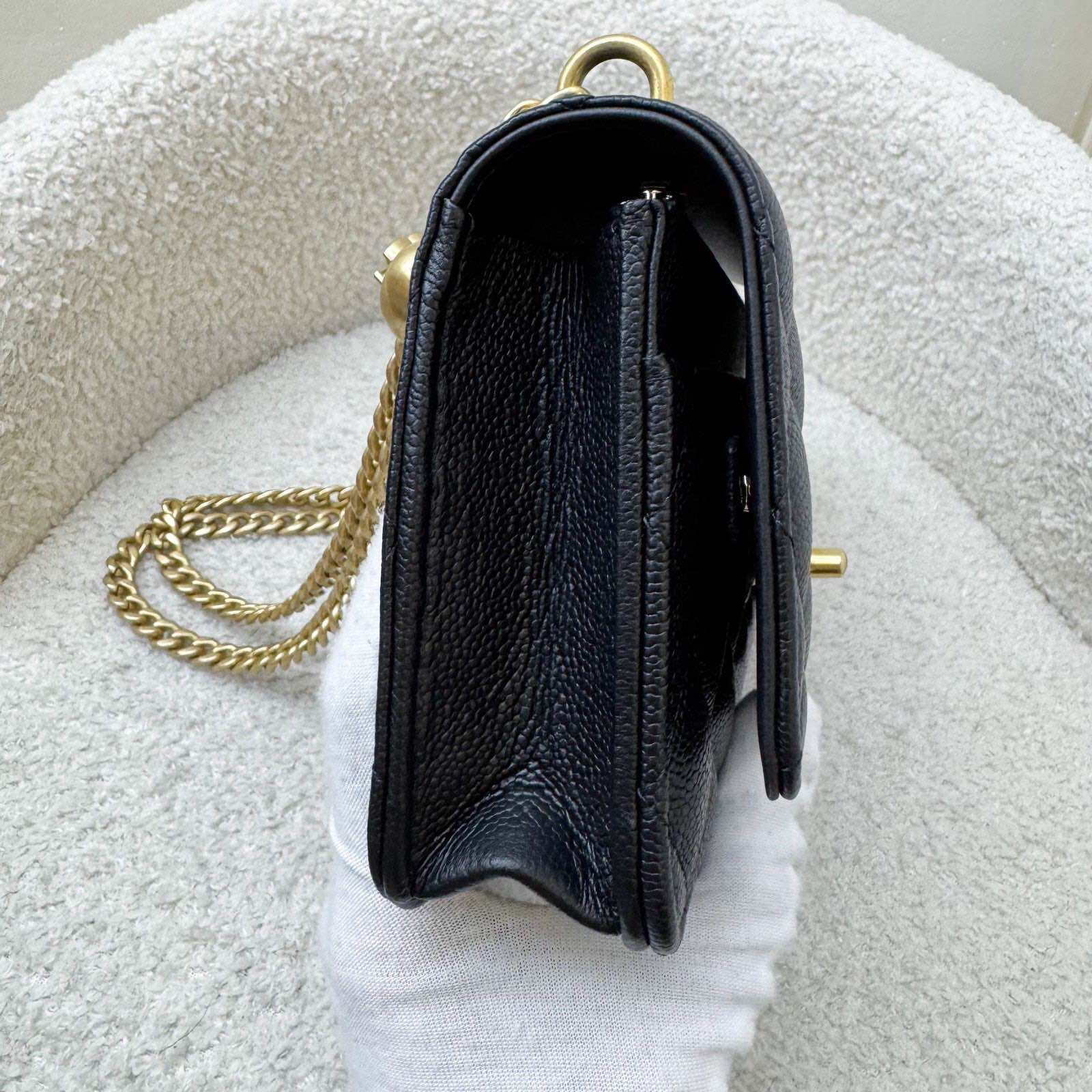 Chanel 24P Heart Adjustable Wallet on Chain WOC in Black Caviar and AGHW (Model: AP3201) · v3