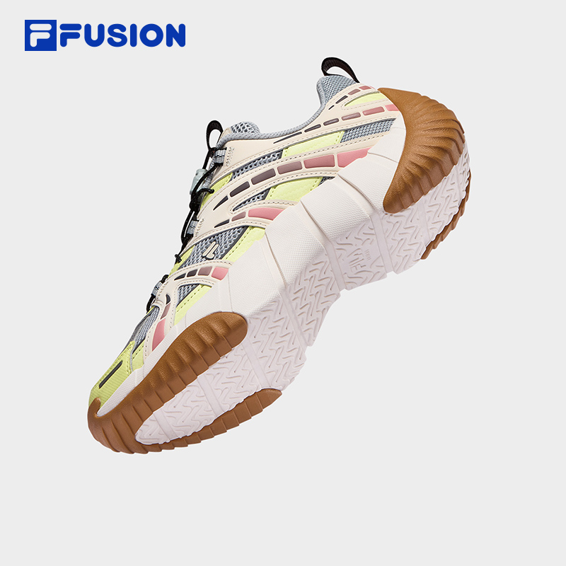FILA FUSION FUSION BONE II Women Sneakers (Black / White) · v7