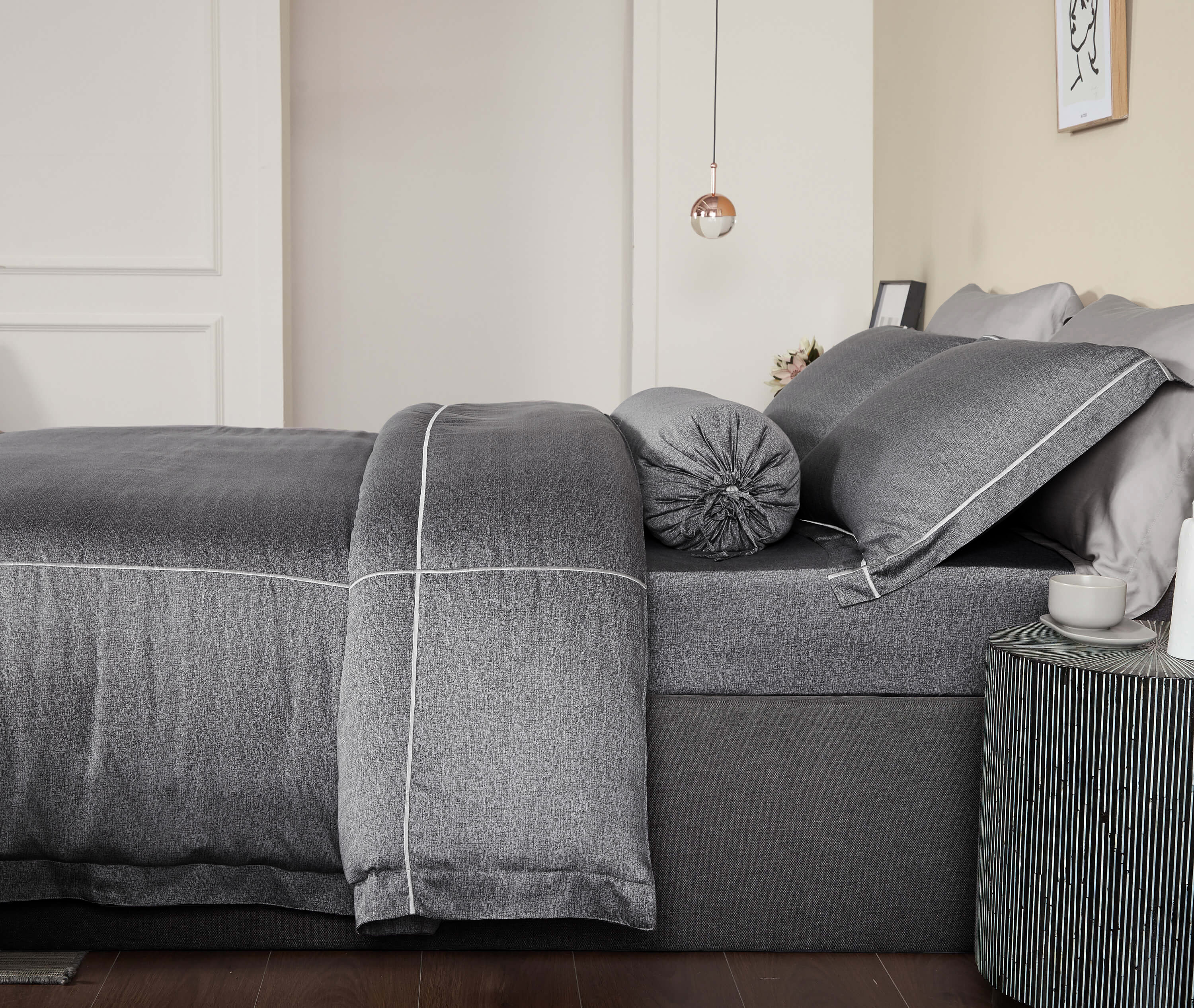 ชุดเตียง Palais Suite TENCEL™ ลายไม้โทนสีขาว