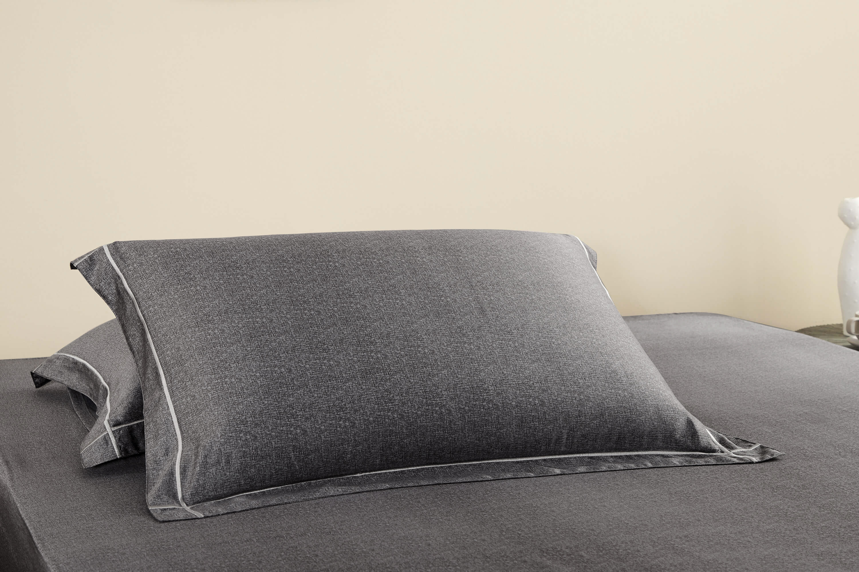 ชุดเตียง Palais Suite TENCEL™ ลายไม้โทนสีขาว