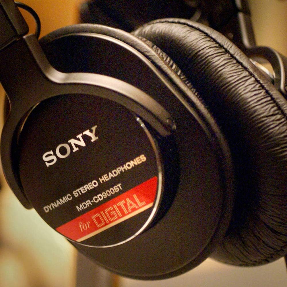 Sony Mdr-cd900st Studio Monitor Stereo Headphones · v2