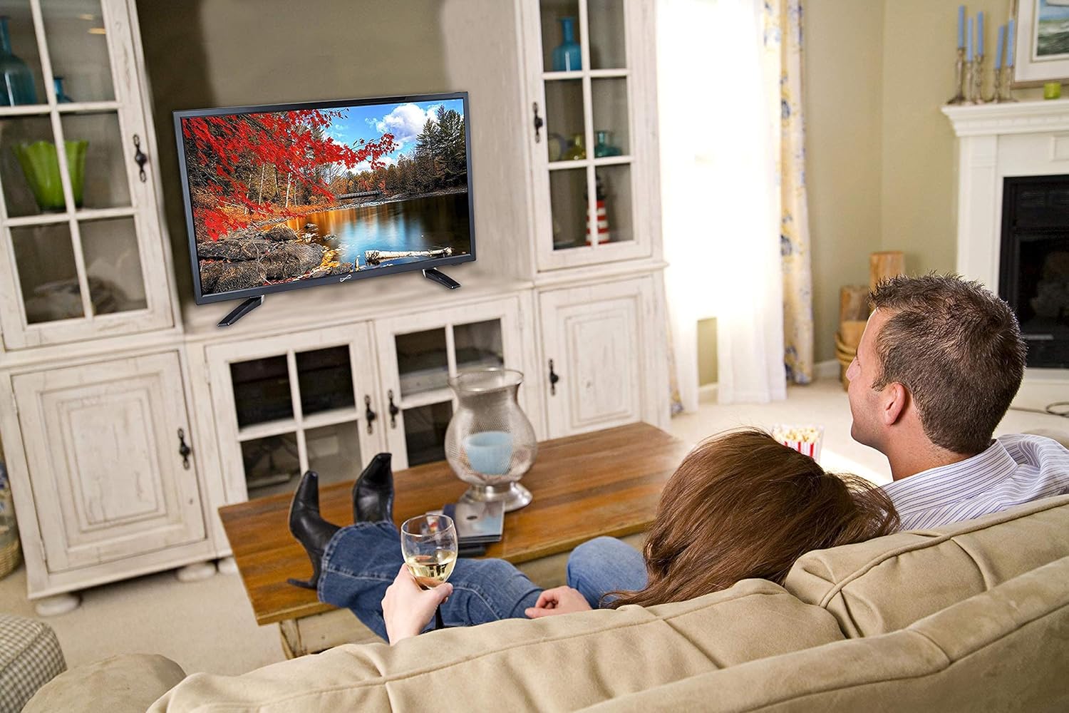 Supersonic SC-1512 15.6-Inch LED Widescreen HDTV with Stunning Detail, Multimode Picture, Vibrant Colors, Built-in DVD Player, HDMI/USB, and AC/DC Compatibility - Perfect RV  Kitchen TV · v3