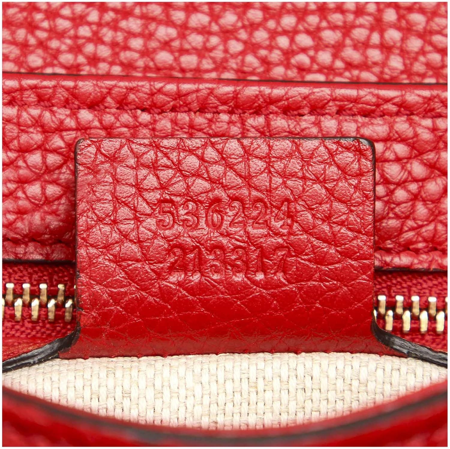 Borsa a tracolla Gucci Soho Interlocking GG in pelle rossa con catenina e patta Italia nuova