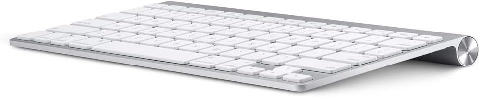 Apple Wireless Keyboard with Bluetooth – สีเงิน (สินค้าปรับปรุงใหม่)