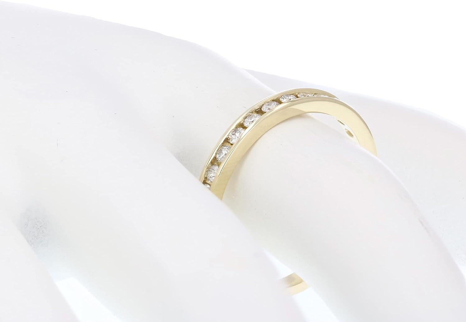 1/4 carat (ctw) Diamond Wedding Anniversary Band for Women, Half Eternity Round Diamond Engagement Ring 14K Yellow Gold Channel Set 0.25 cttw, Size 4.5-10 · v2