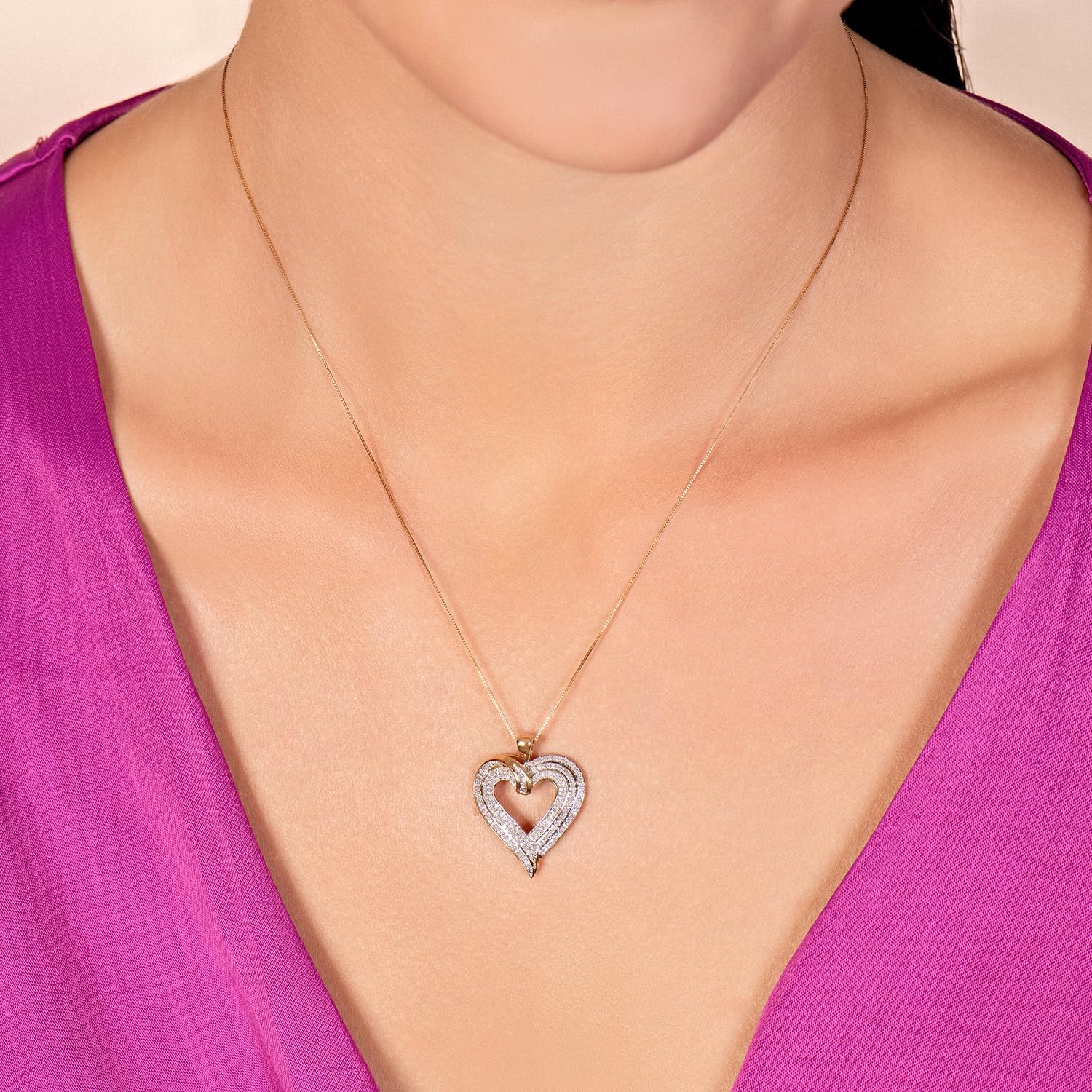 Jewelili, ciondolo a forma di cuore con diamanti bianchi naturali rotondi e baguette, 1/2 Cttw, in oro bianco o giallo 10 carati, catena a catenina da 18