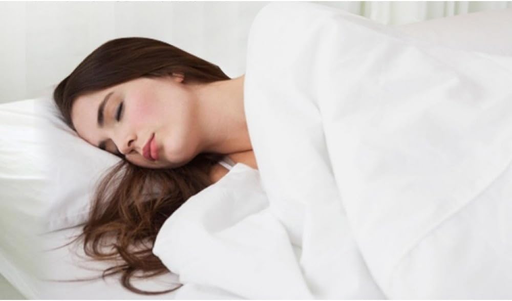 Luxury Comforter Filled with 100% Natural Long Strand Mulberry Silk for Summer - California King Size · v3