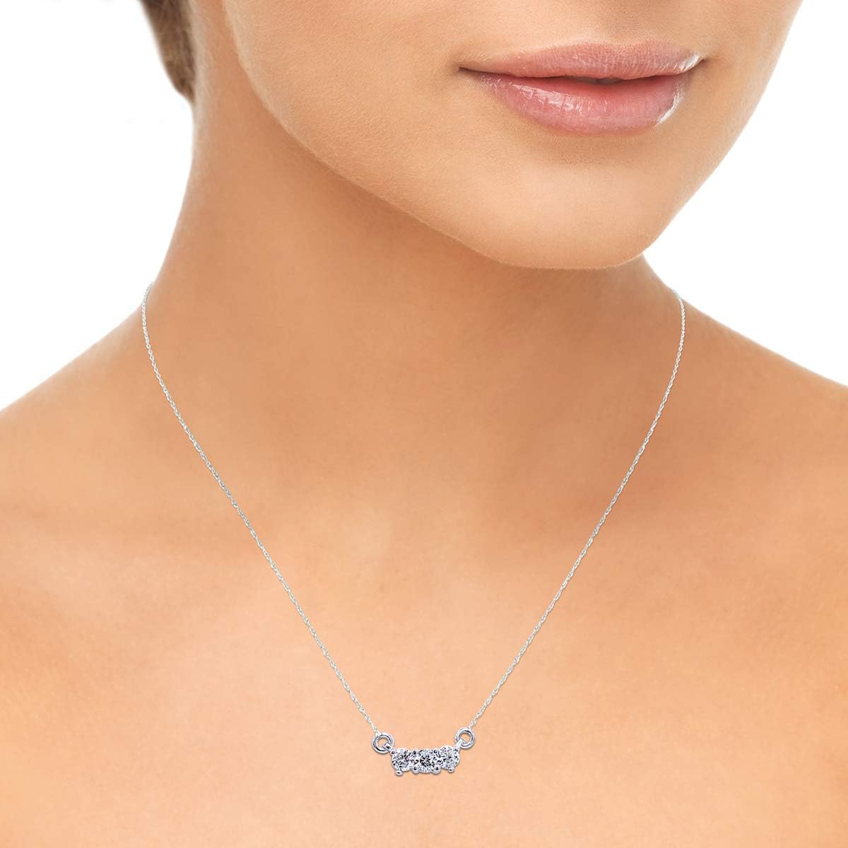AGS-zertifizierte 1/2 Karat TW-Diamant-Halskette mit drei Steinen aus 14-karätigem Weißgold
