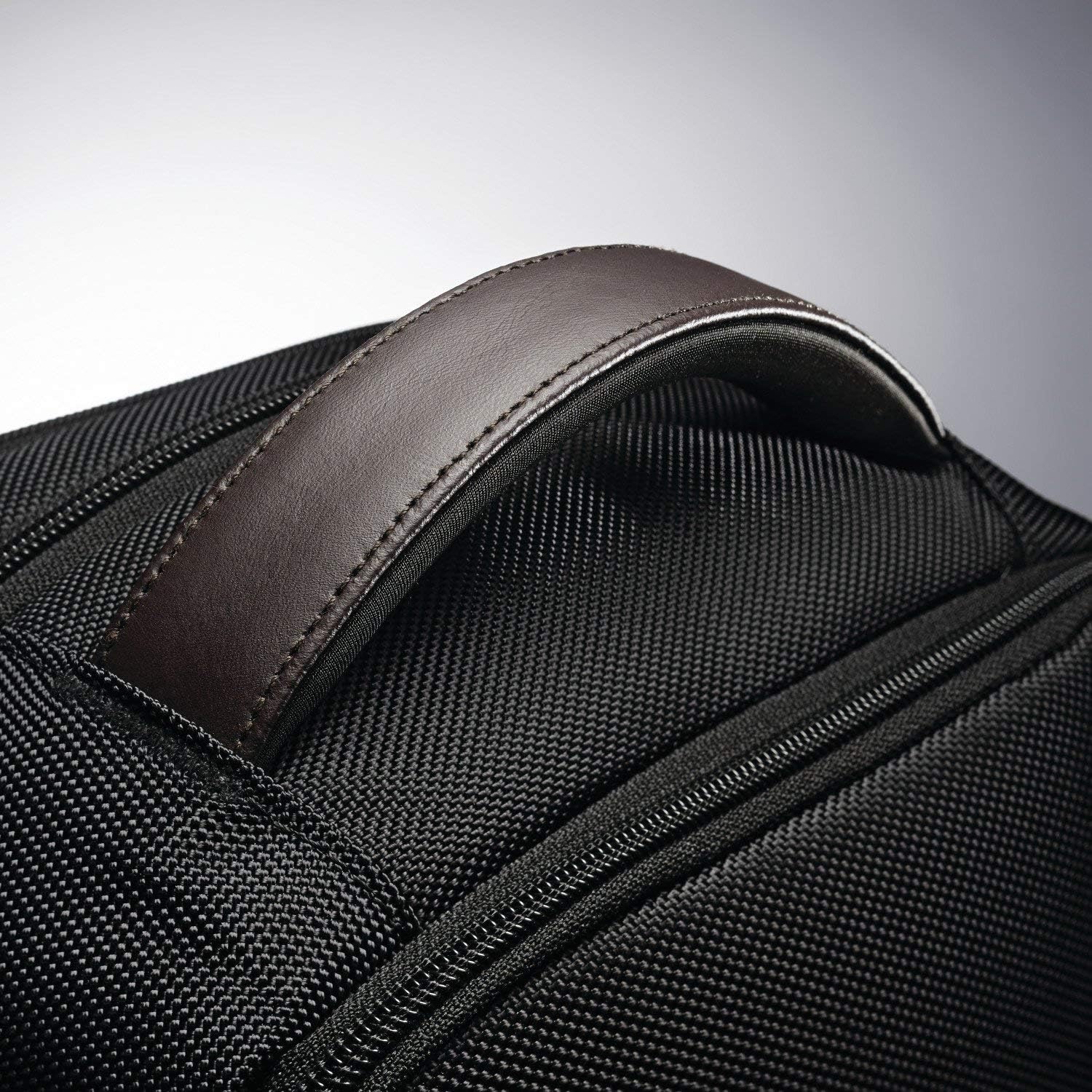 กระเป๋าเป้สะพายหลัง Samsonite Kombi Business สีดำ/น้ำตาล ขนาด 16.25 x 10.5 x 5 นิ้ว