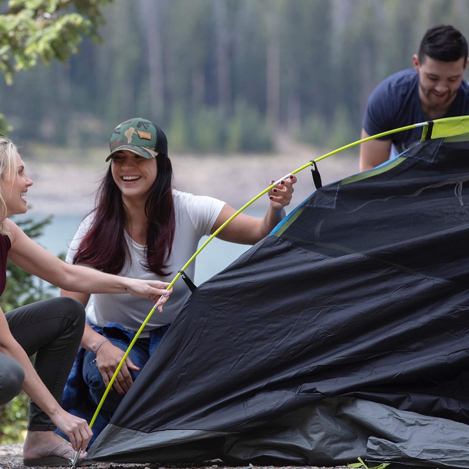 Coleman Sundome-kampeertent met donkere kamer, tent voor 4/6 personen, blokkeert 90% van het zonlicht en houdt de binnenkant koel, lichte tent voor op de camping, inclusief regenvlieg, draagtas en eenvoudige installatie