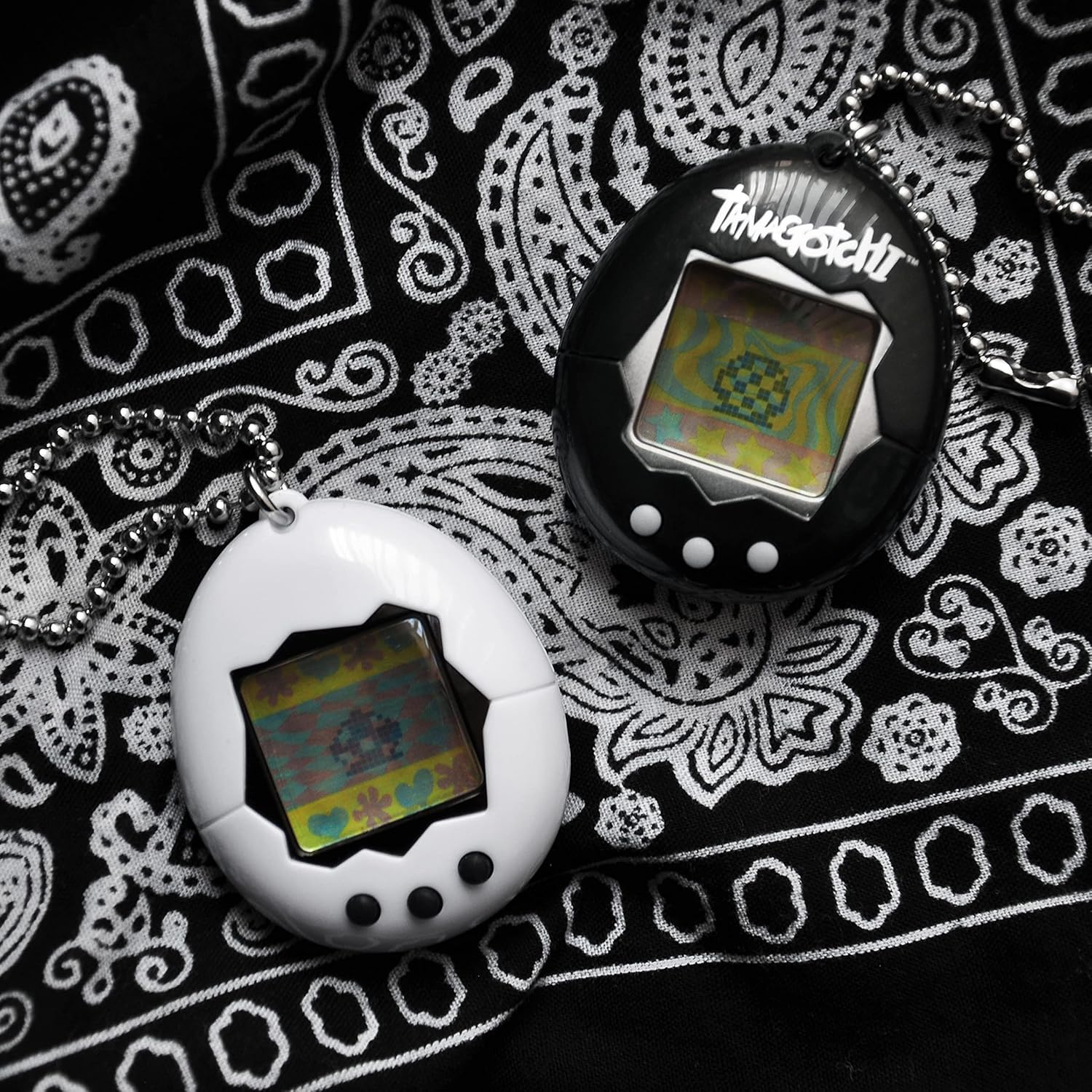 Tamagotchi Original - Biały/Czarny