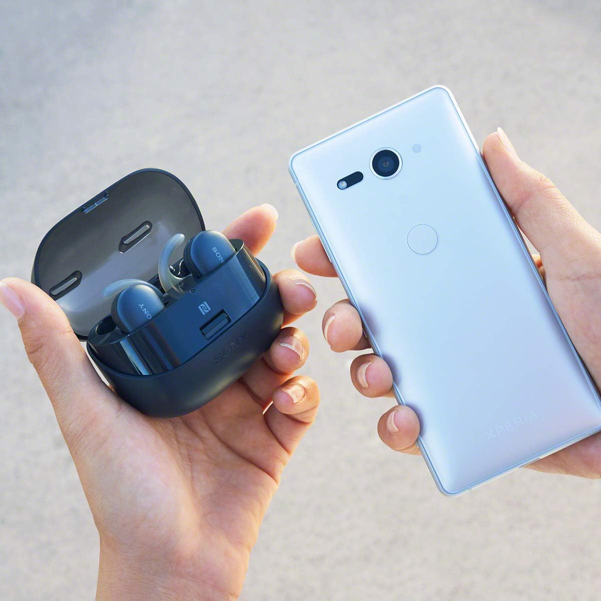 SONY WF-SP900 หูฟังไร้สายสำหรับเล่นกีฬา สีดำ (รุ่นสากล)