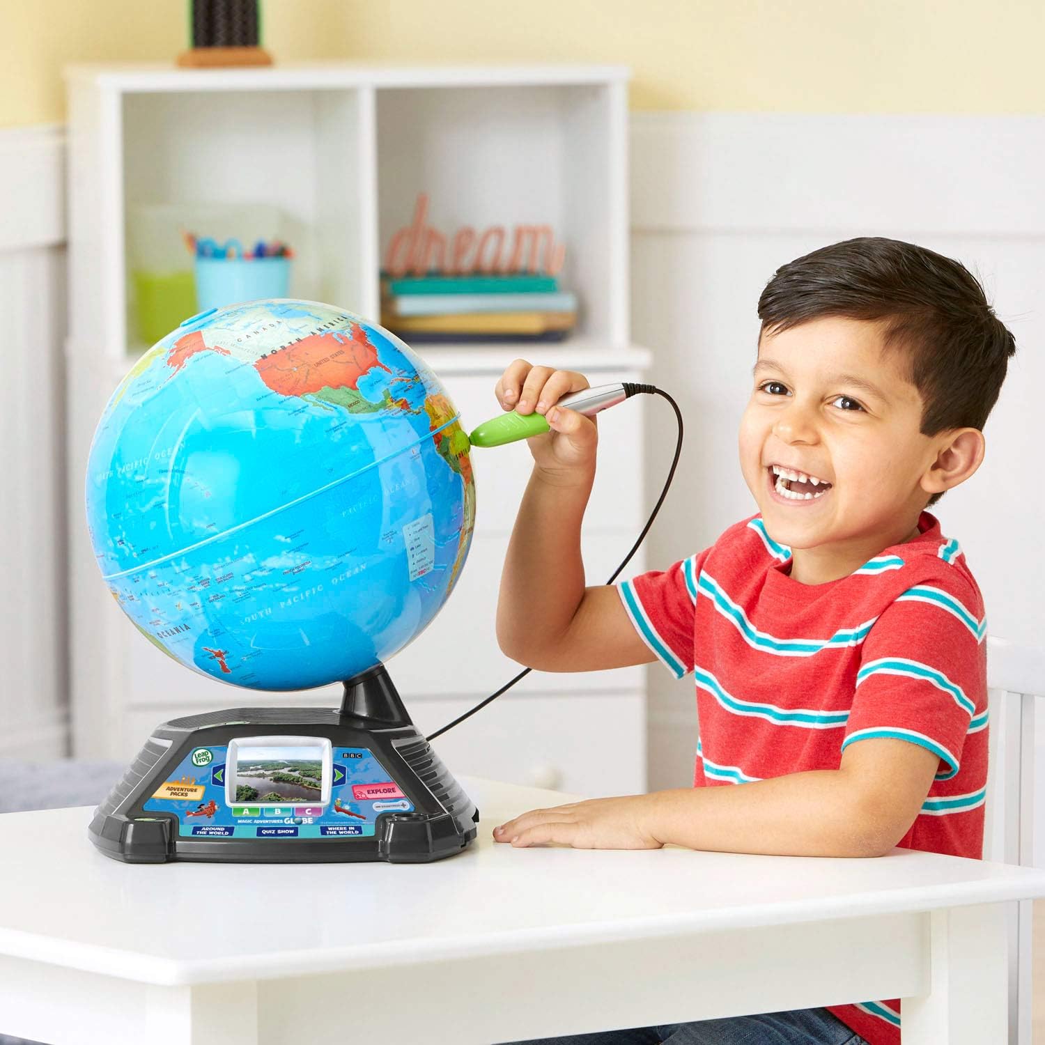 LeapFrog Magic Adventures Globe (Hayal Kırıklığı İçermeyen Ambalaj)
