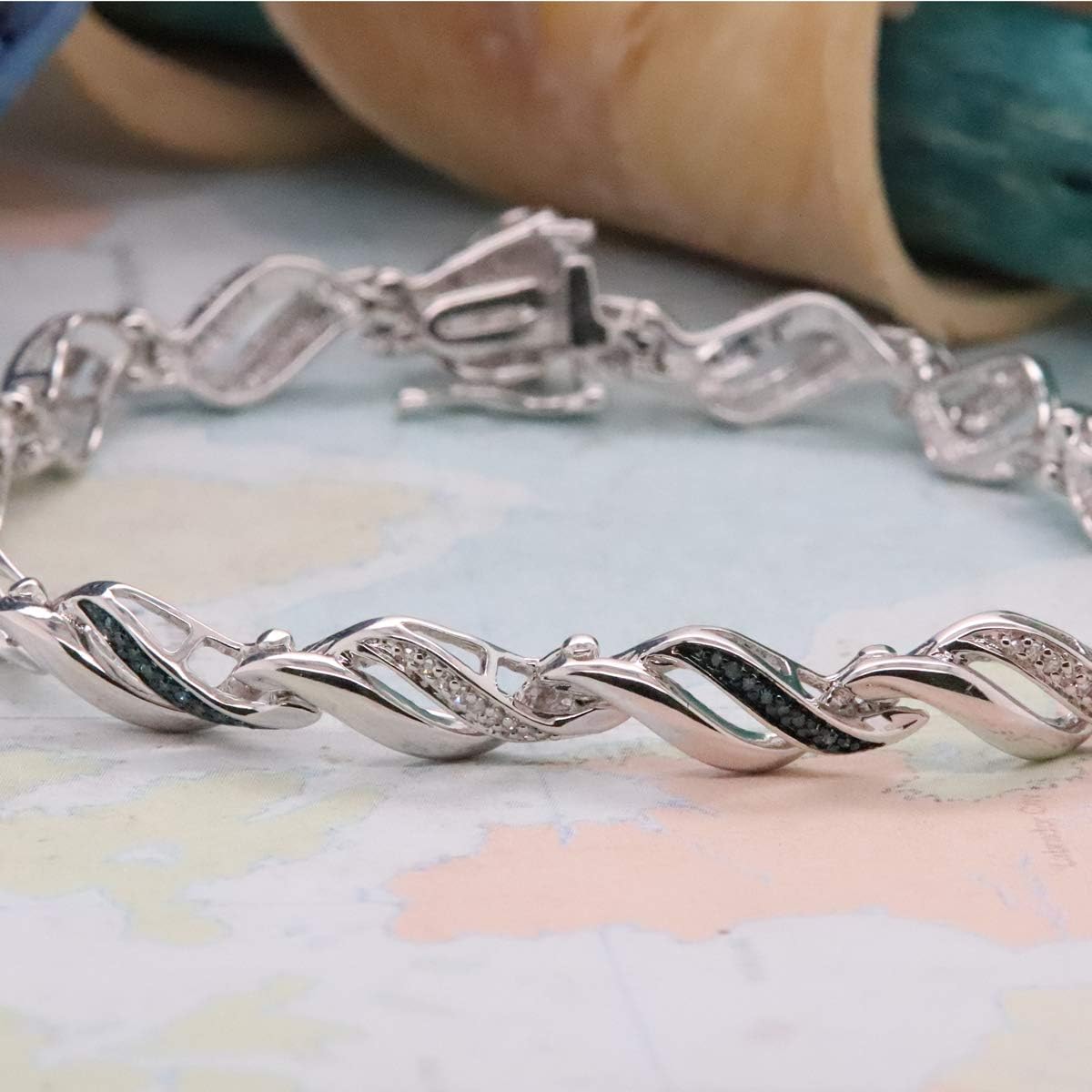 Bracciale da tennis Infinity da donna Dazzlingrock Collection da 0,35 carati (ctw) rotondo con diamanti bianchi blu 1/3 CT, argento sterling