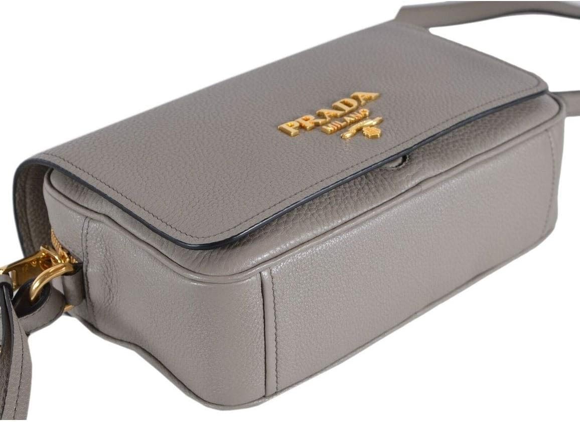 กระเป๋าสะพายข้างหนัง Prada Vitello Phenix Clay Grey 1BD163