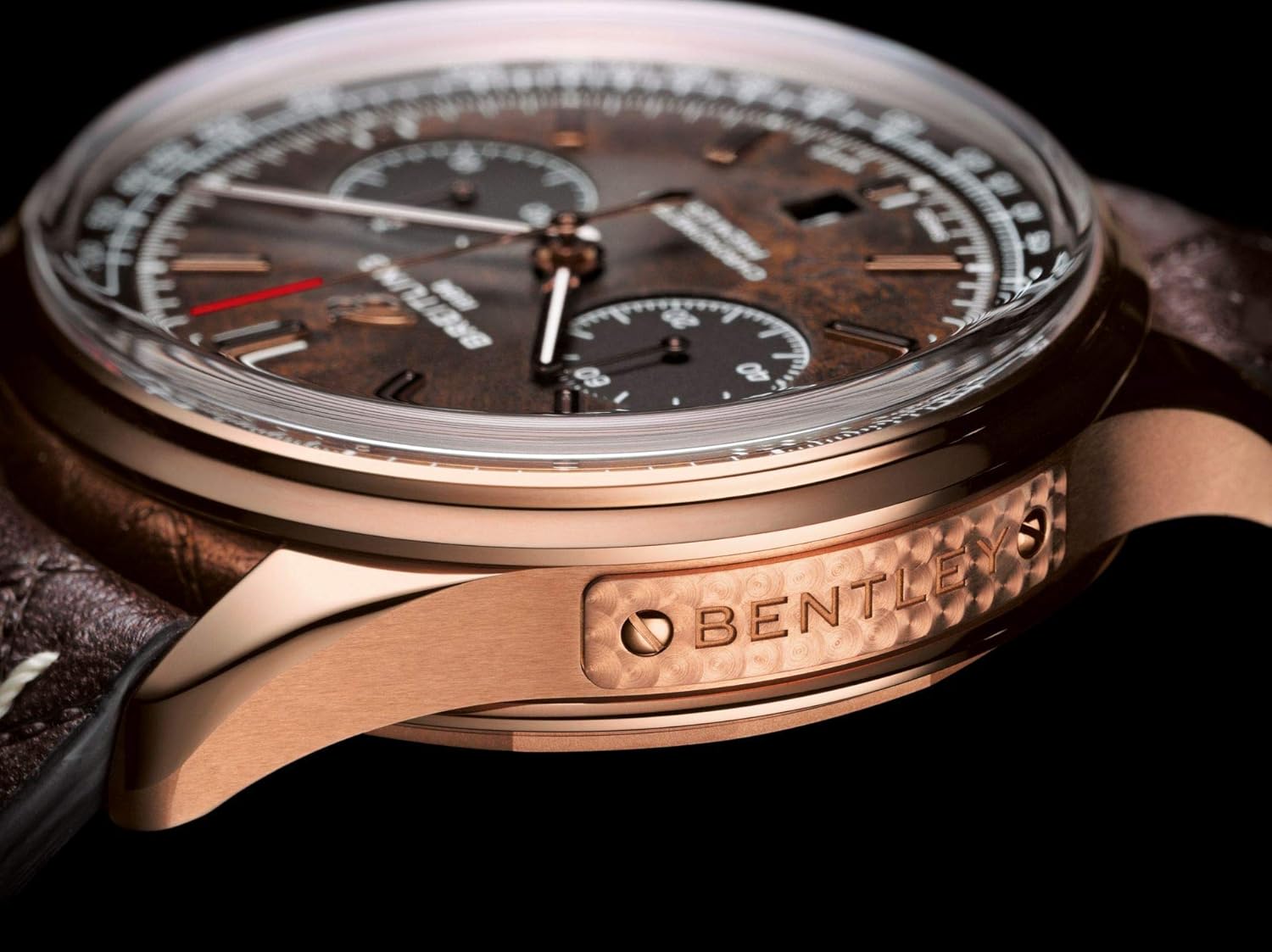 Breitling Premier B01 Kronograf 42mm Bentley Centenary Sınırlı Üretim Benzersiz Kahverengi Burl Karaağaç Kadran Katı Pembe Altın Saat RB01181A1Q1X1
