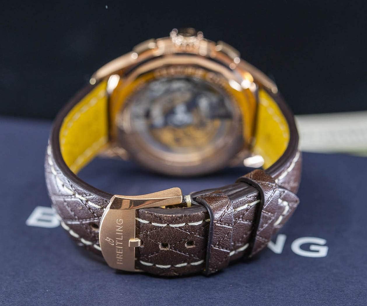 Breitling Premier B01 Kronograf 42mm Bentley Centenary Sınırlı Üretim Benzersiz Kahverengi Burl Karaağaç Kadran Katı Pembe Altın Saat RB01181A1Q1X1