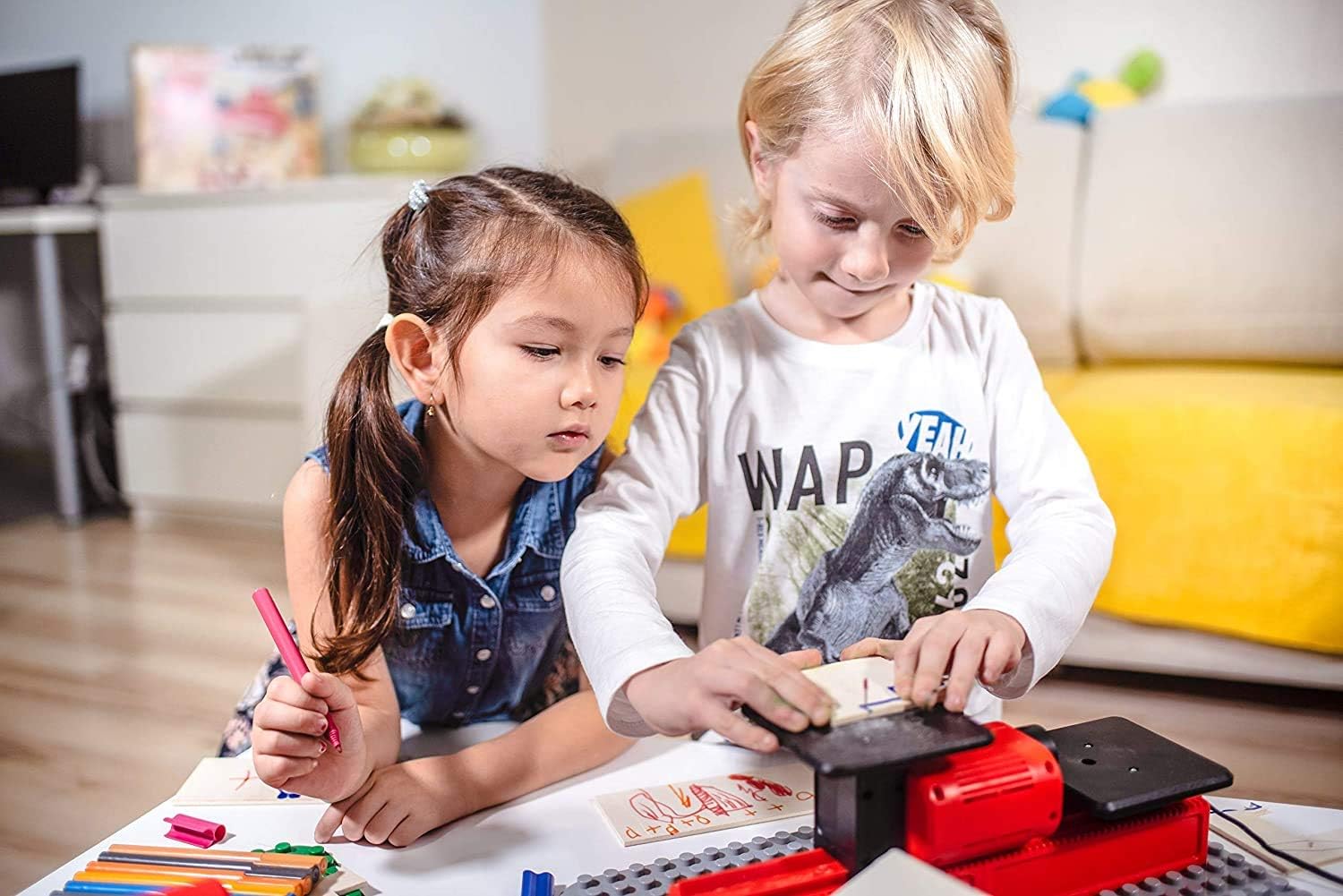 PLAYMAKE 4 in 1 Child-Safe Wood Workshop | World’s Only Kid-Friendly Working Jigsaw | Cuts Through Soft Wood with No Risk of Injury | Secure Base to Any Building Plate | Made in Europe | · v3