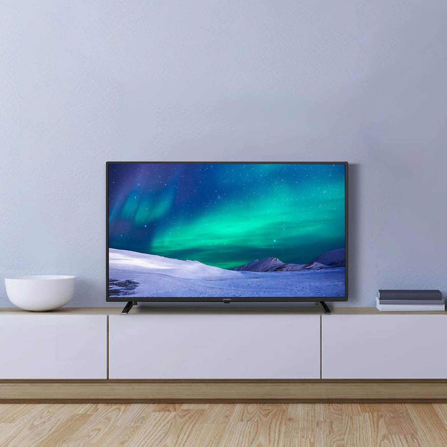 تلفزيون Skyworth الذكي مقاس 32 بوصة، 720 بكسل Roku Google TV مع Chromecast مدمج، تلفزيون LED يعمل بنظام Android لغرفة النوم - S3G