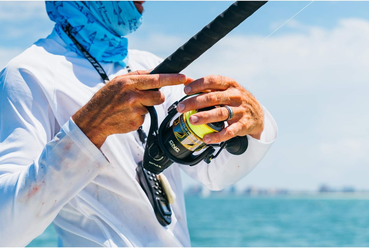 PENN Battle IV Spinning Reel and Fishing Rod Combo · v2
