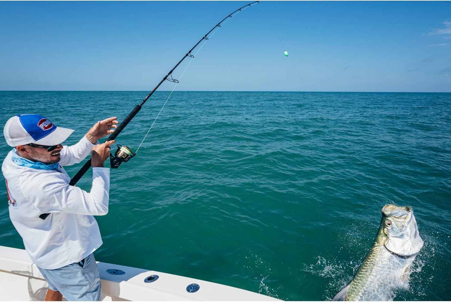 PENN Battle IV Spinning Reel and Fishing Rod Combo · v2