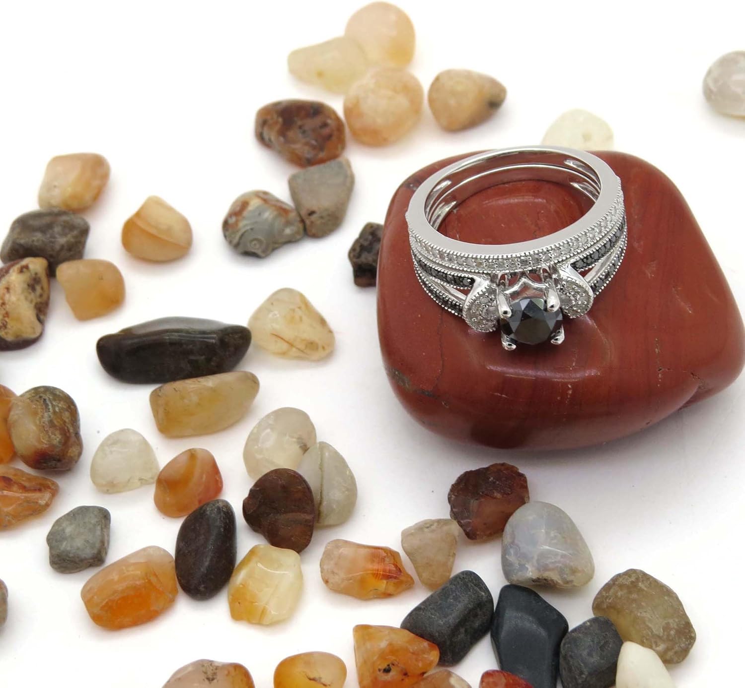 Collezione Dazzlingrock, collare in stile solitario con diamante nero rotondo da 6 mm, con diamante bianco, set di fedi nuziali per lei in argento sterling 925