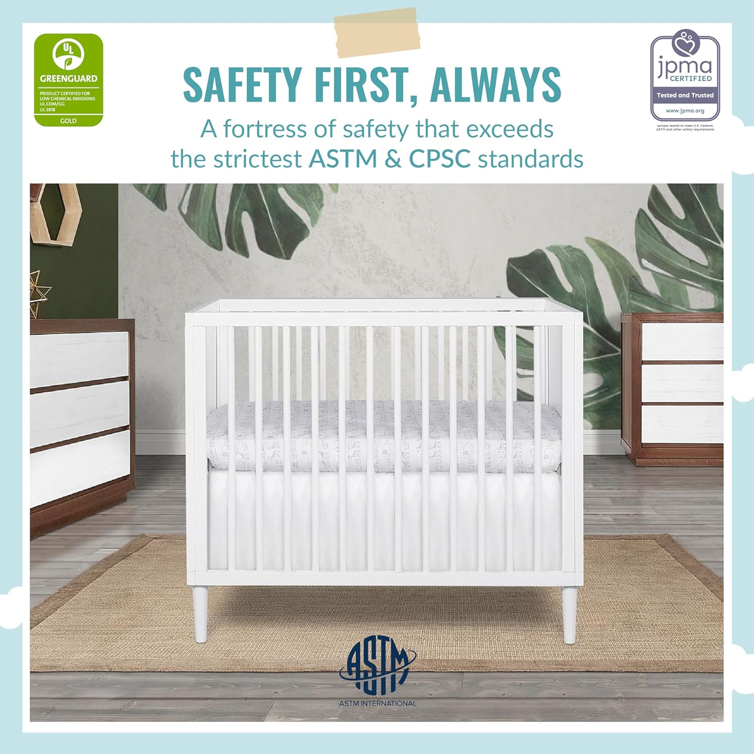 Lucas Mini Modern Crib with Rounded Spindles in White , 39x25.5x33 Inch (Pack of 1)