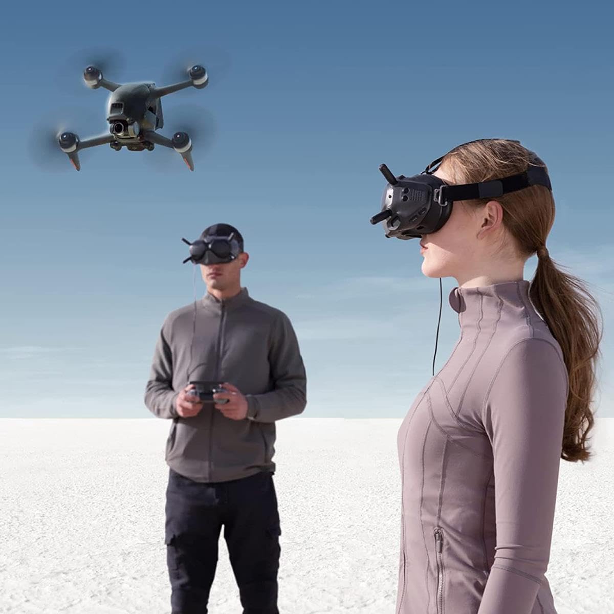 DJI FPV Combo (Goggles V2), drone con visuale in prima persona con fotocamera 4K, modalità volo S, FOV super ampio a 150°, trasmissione HD a bassa latenza, conforme alla FAA Remote ID