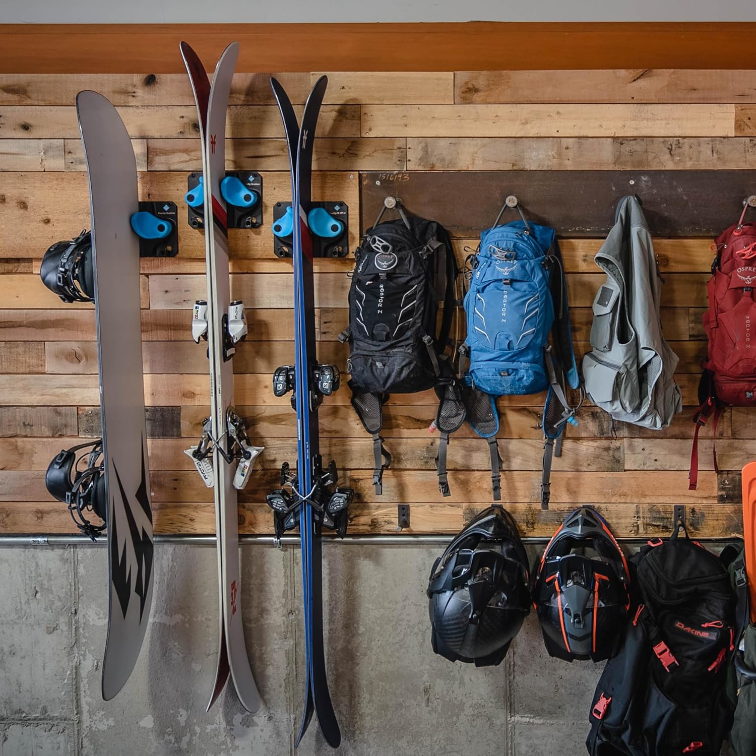 Ultimativer Ski- und Snowboard-Wandhalter | Sichere, rutschfeste Aufbewahrung | Passt auf jedes Ski/Board | Garagenorganisation | Skiablage | Snowboard-Ablage | Organizer für Winterausrüstung | 6er-Pack