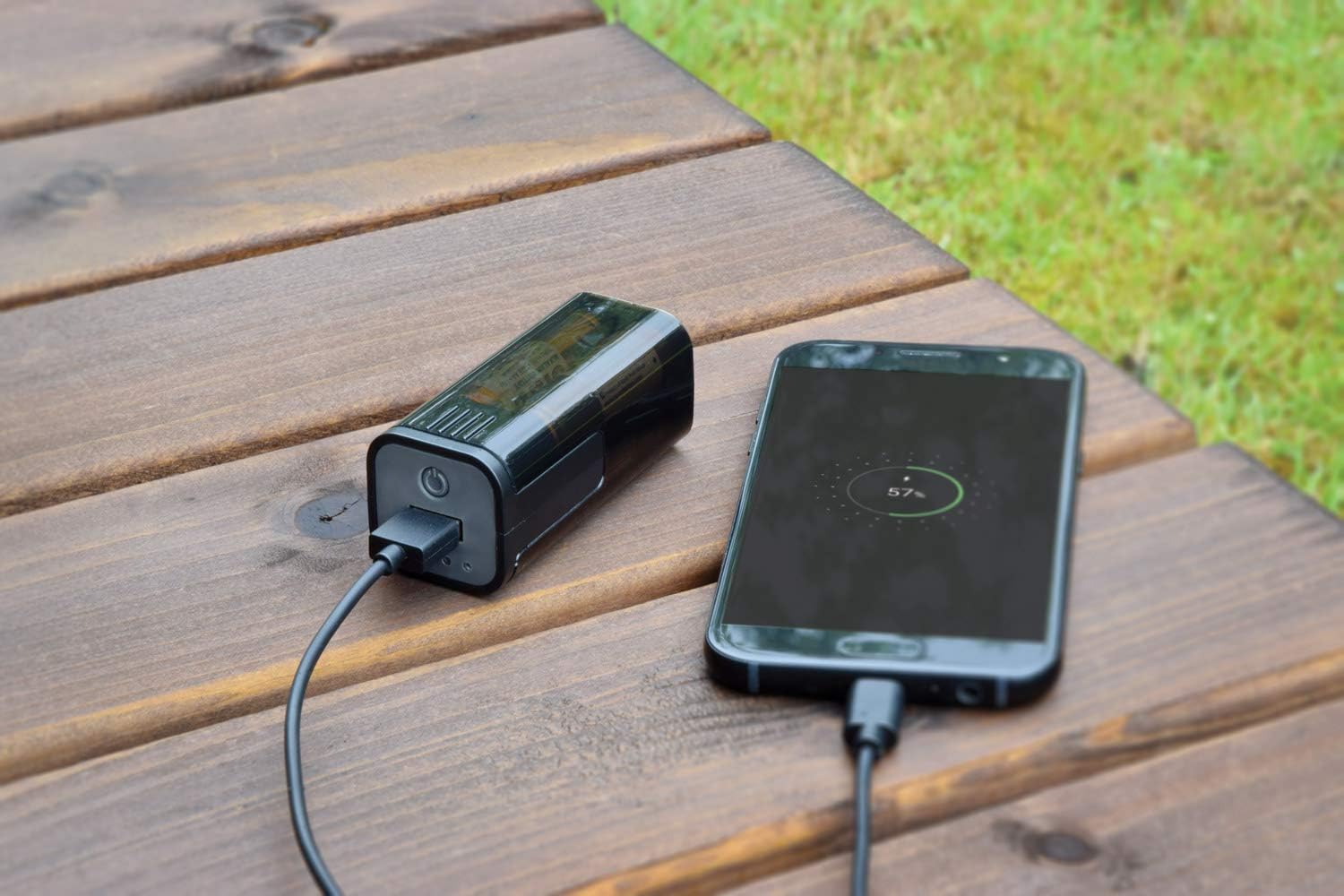 ADCB POW1 - Emergency USB Battery Powered Power Bank Compact Portable 4 AA Batteries Ideal for Smartphones, Tablets, Mobile, Apple, iPhone, Android · v2