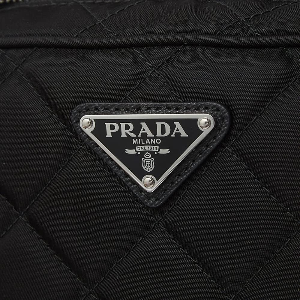 Prada Bandoliera zwarte Tessuto nylon gewatteerde middelgrote schoudertas voor dames