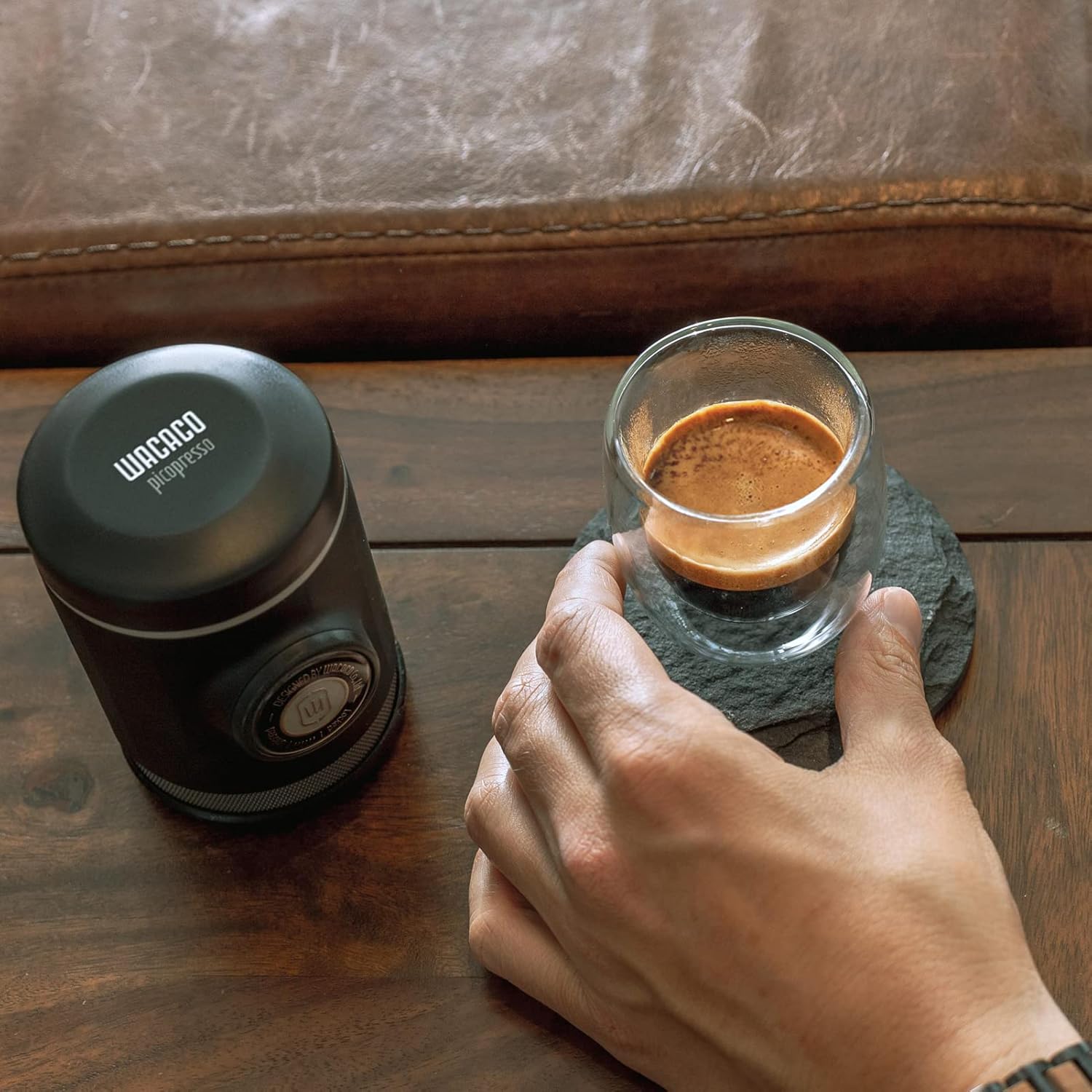WACACO Picopresso เครื่องชงกาแฟเอสเพรสโซพกพาพร้อมเคสป้องกัน เครื่องชงกาแฟพิเศษระดับมืออาชีพ บดละเอียดพิเศษได้ เครื่องชงกาแฟแบบพกพาที่ควบคุมด้วยมือ