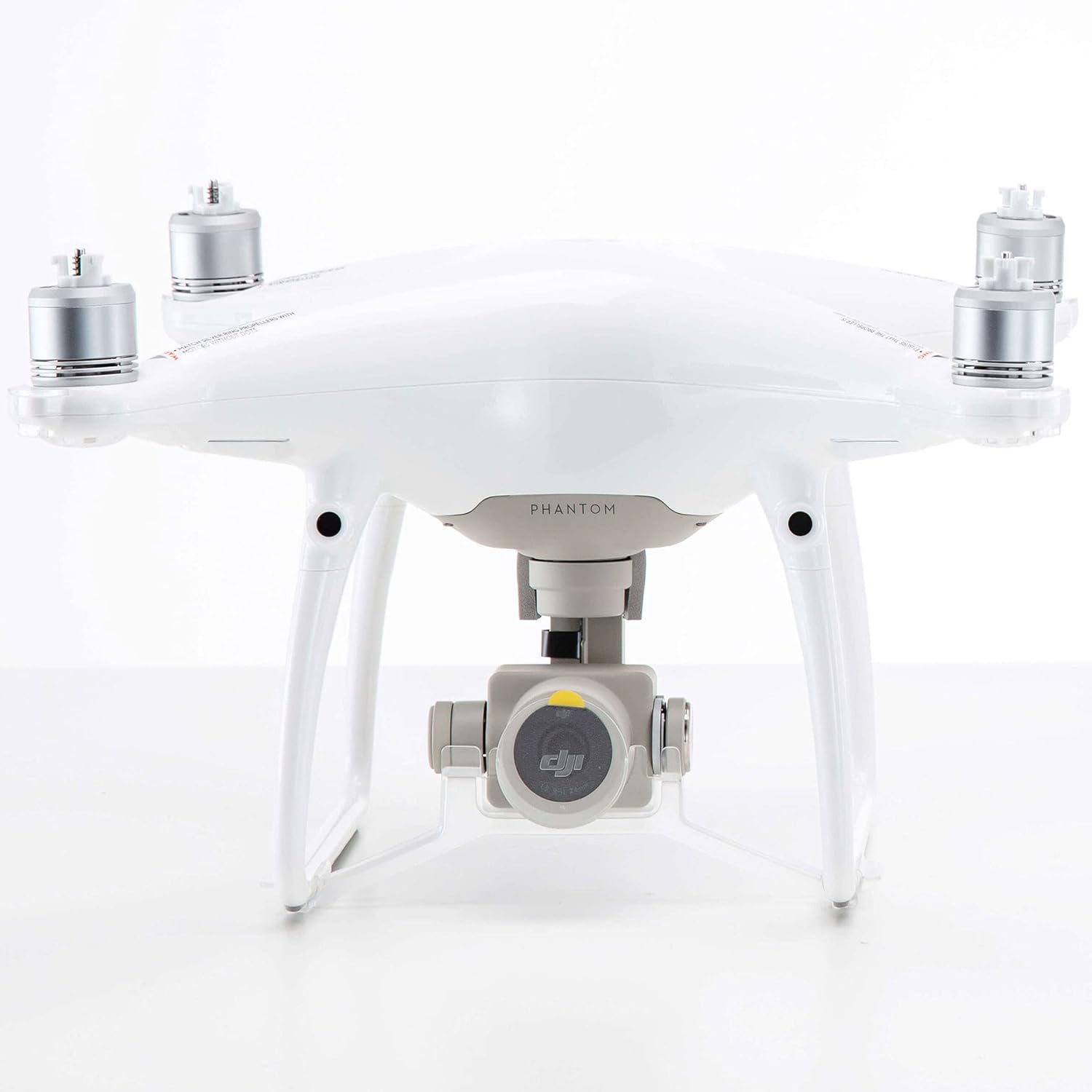 Quadricottero DJI Phantom 4 Pro/Pro V2.0 (solo aereo) (include fotocamera gimbal. Esclude telecomando, batteria, caricabatterie, oggetti di scena)