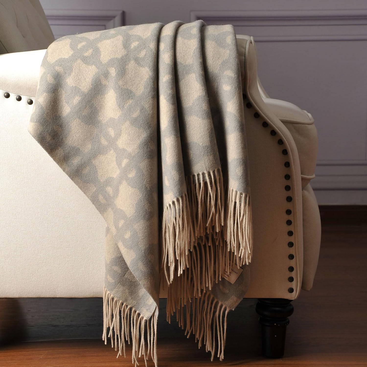 CUDDLE DREAMS Premium Cashmere Throw Blanket with Fringe, Luxuriously Soft (Chain Jacquard) · v2