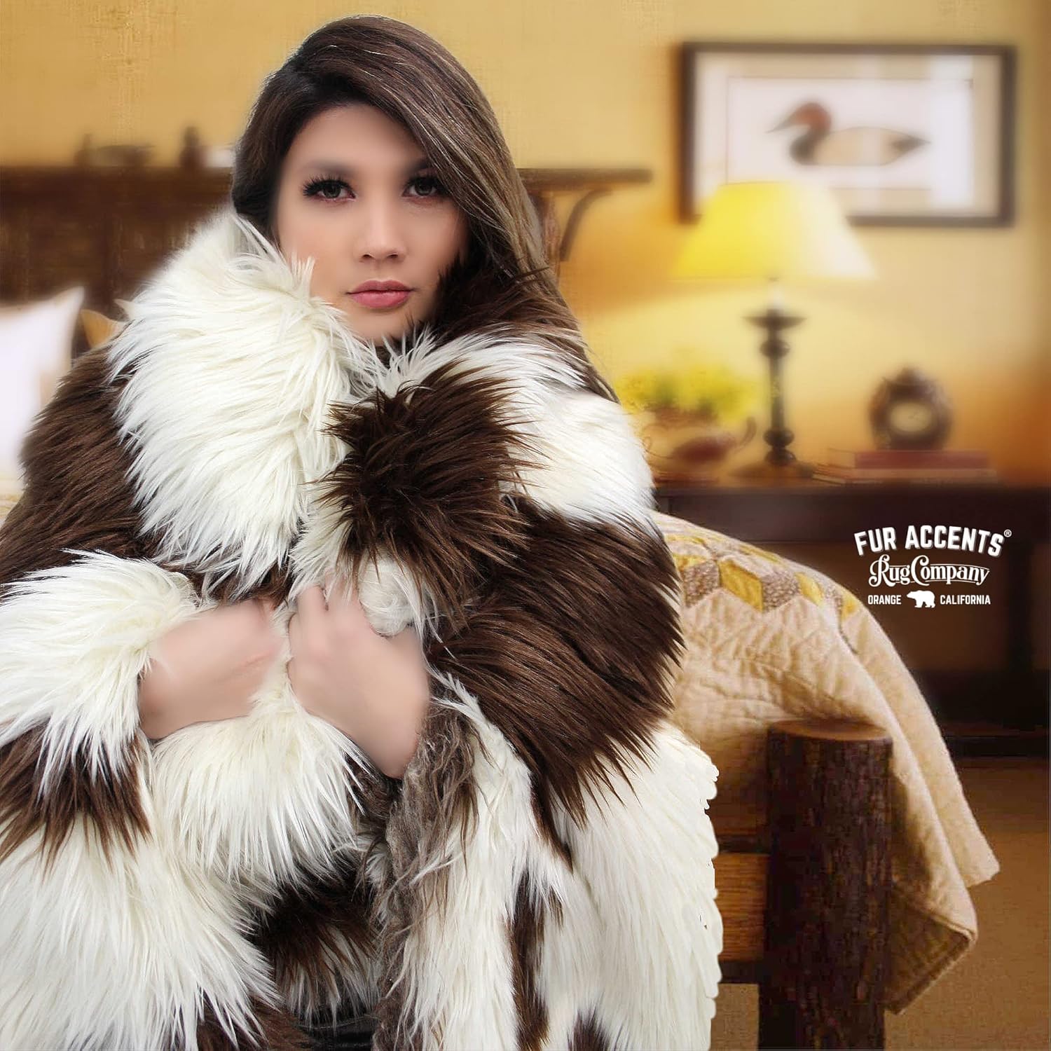 Fur Accents Kalın Kahverengi Benekli İzlanda Koyun Derisi - Lüks Kürk Örtülü Battaniye, Yatak Örtüsü, Ultra Peluş, Yumuşak Dikdörtgen, Minky Cuddle Desteği, El Yapımı ABD (5x7'kahverengi)