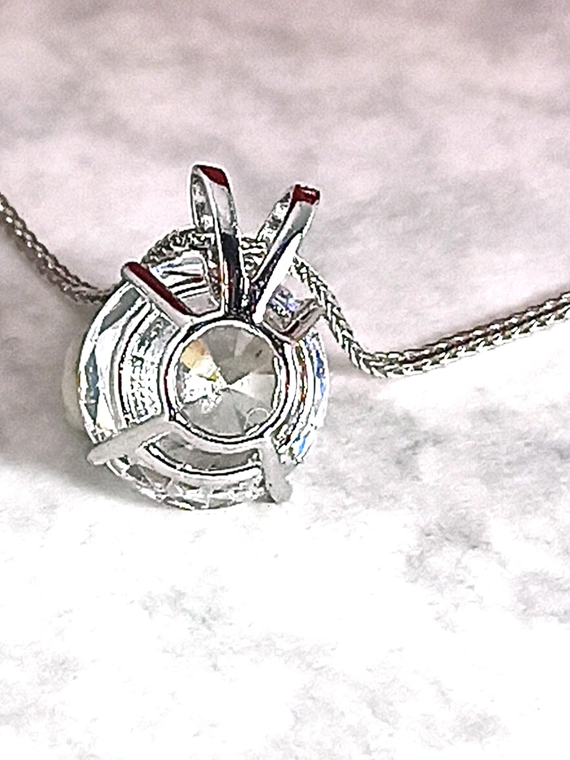 Squisita collana con ciondolo con diamanti da 1,5 carati in oro bianco massiccio 18 carati Gioielli per lei Collana con diamante solitario da 8 mm con catena 18 gioielli FATTI A MANO Collana in oro 18kt da donna con diamanti da 1,5 carati