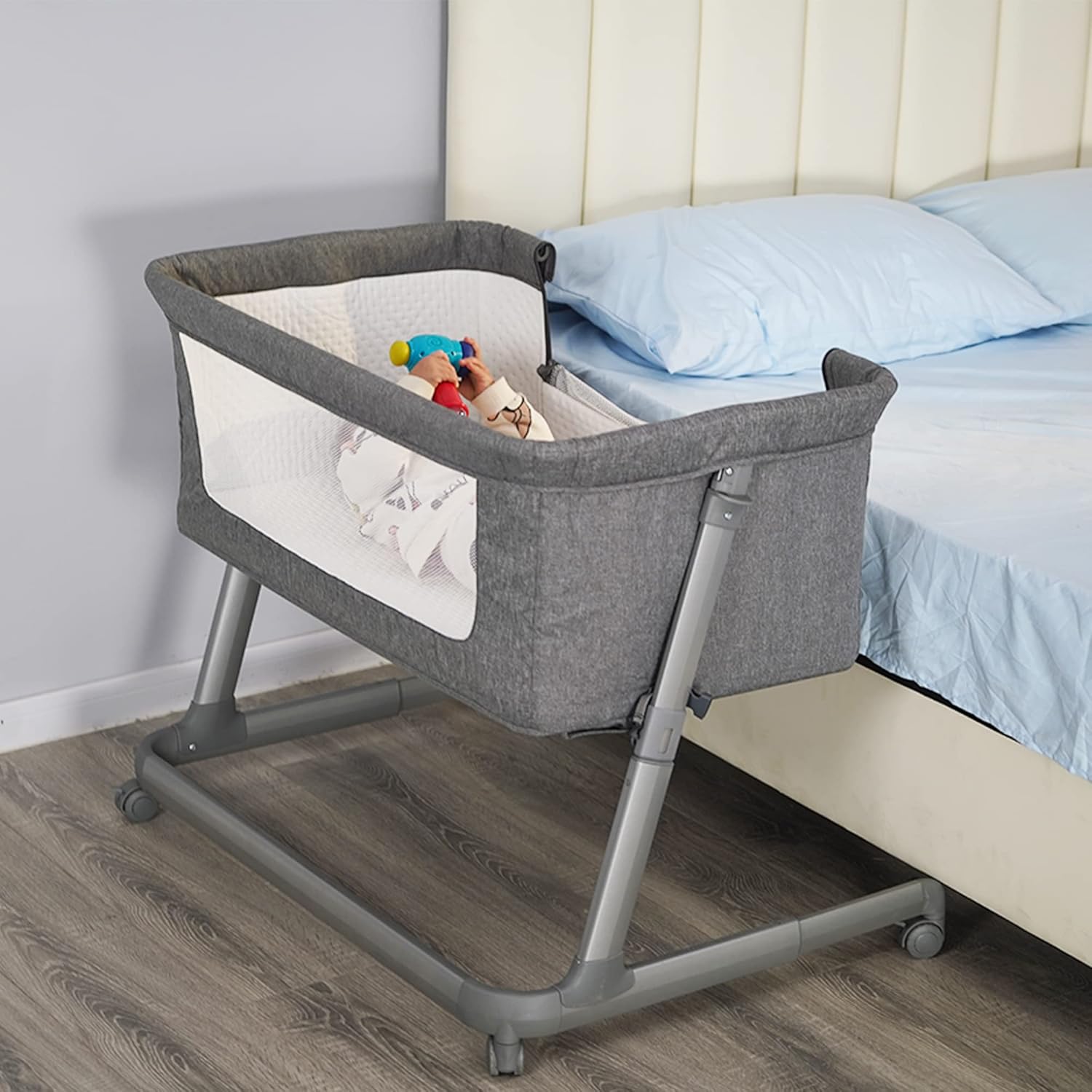 Capazo para bebé Pamo Babe junto a la cama para recién nacido, cuna con laterales de malla transpirable, cuna para dormir junto a la cama para bebés que amamantan con altura ajustable y ruedas, estructura estable tipo Z