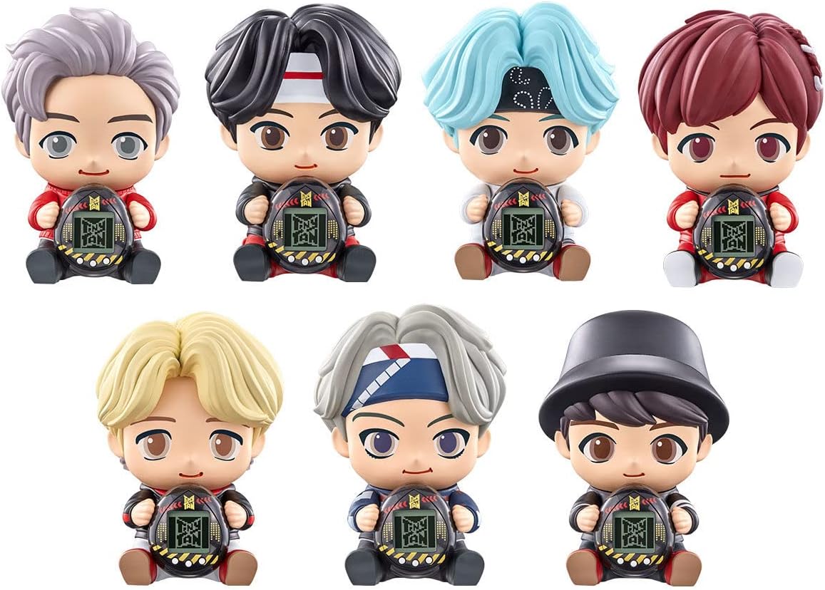 Tamagotchi Nano x TinyTan — Jungkook ver., Hugmy Tamagotchi Vinylfigur und Tamagotchi Nano Electronic Pet