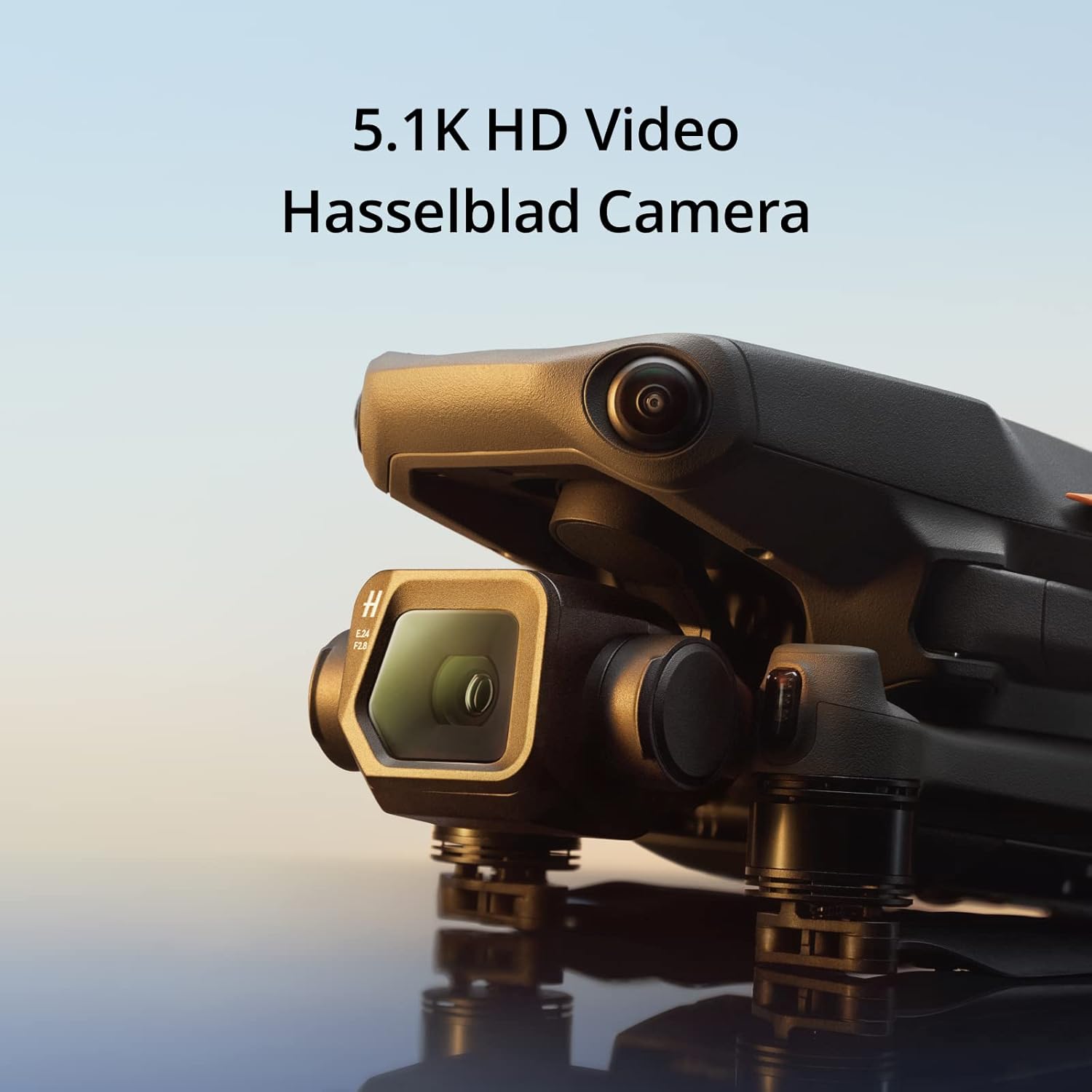 DJI Mavic 3 Classic (solo drone), drone con fotocamera Hasselblad CMOS 4/3, video HD 5.1K, tempo di volo 46 minuti, rilevamento omnidirezionale degli ostacoli, telecomando venduto separatamente, conforme all'ID remoto FAA
