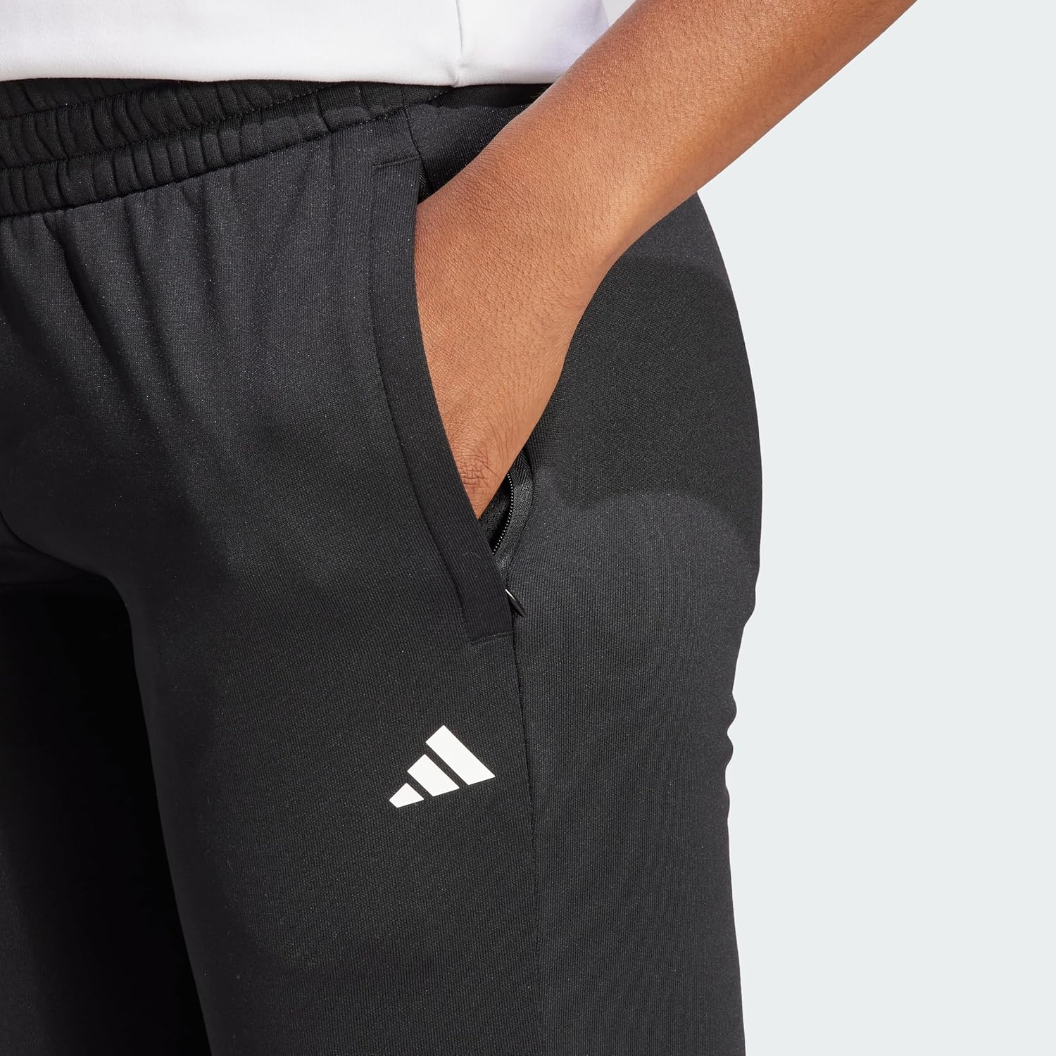 Adidas Damskie spodnie z polaru Aeroready Game and Go Regular Stożkowe