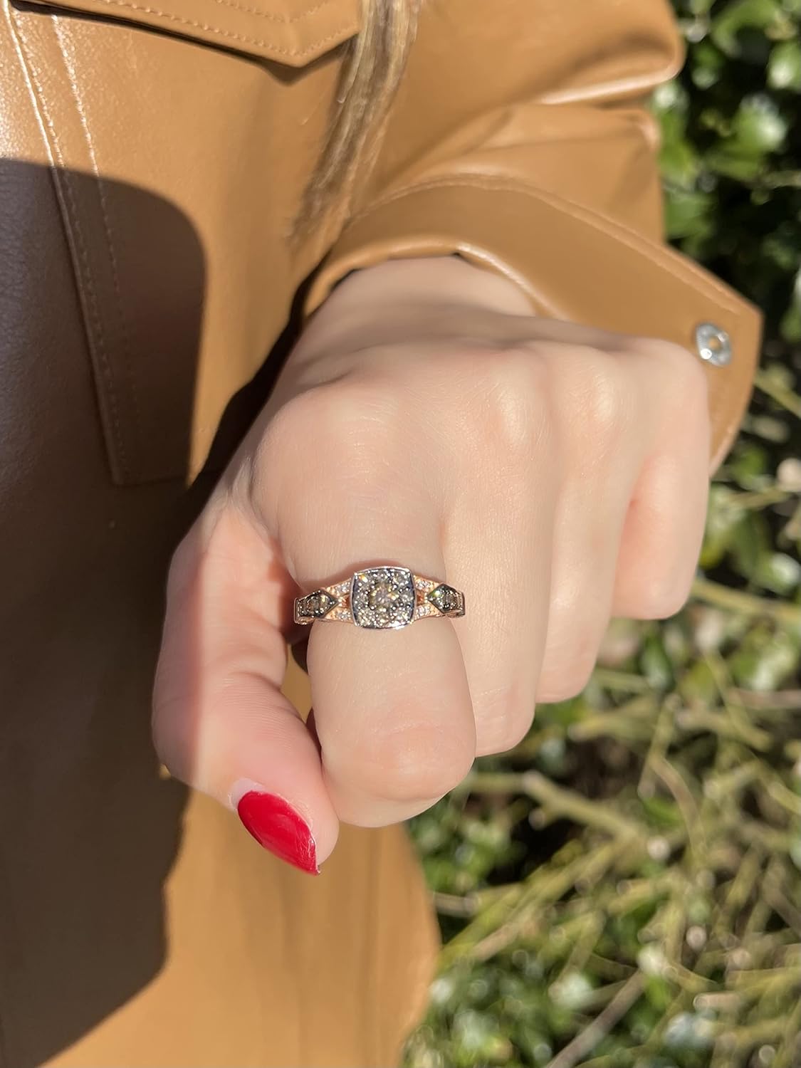 LE VIAN 1 Carat White and Chocolate Diamond Cushion Shape Halo Ring for Women in 14k Rose Gold (Fancy Brown/G-H, VS2-SI1, cttw) Anniversary Promise Ring Size 5 to 10.5