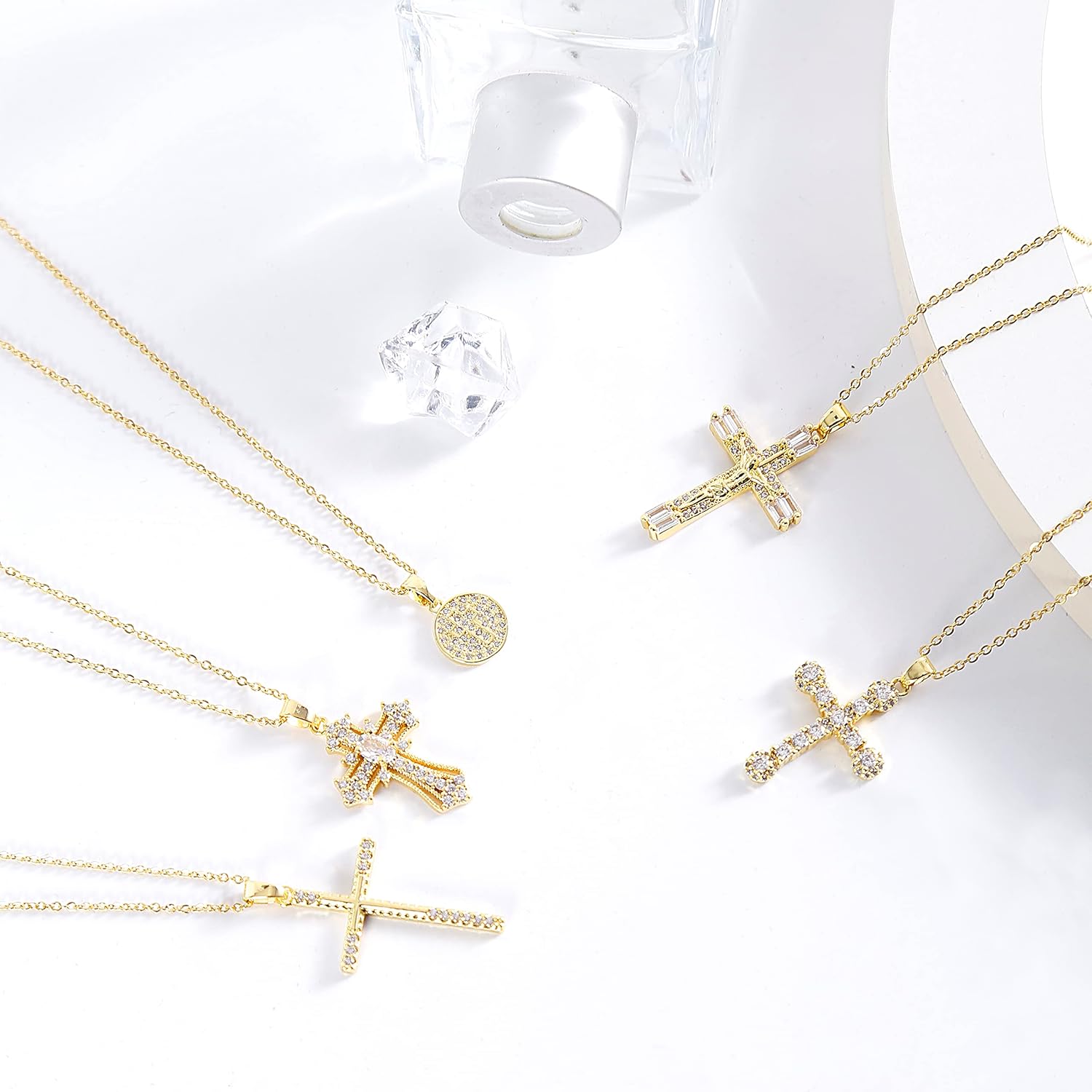 Cross Pendant Necklace for Women Jewelry Gold Cross Necklaces for Women Girl Cross Necklace Minimalist Trendy Jewelry Valentines Day