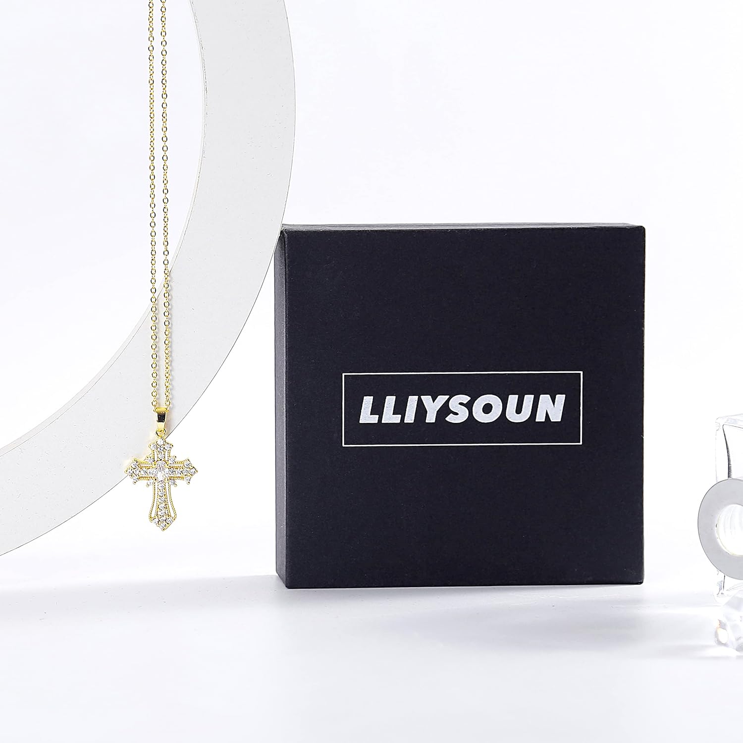 Cross Pendant Necklace for Women Jewelry Gold Cross Necklaces for Women Girl Cross Necklace Minimalist Trendy Jewelry Valentines Day