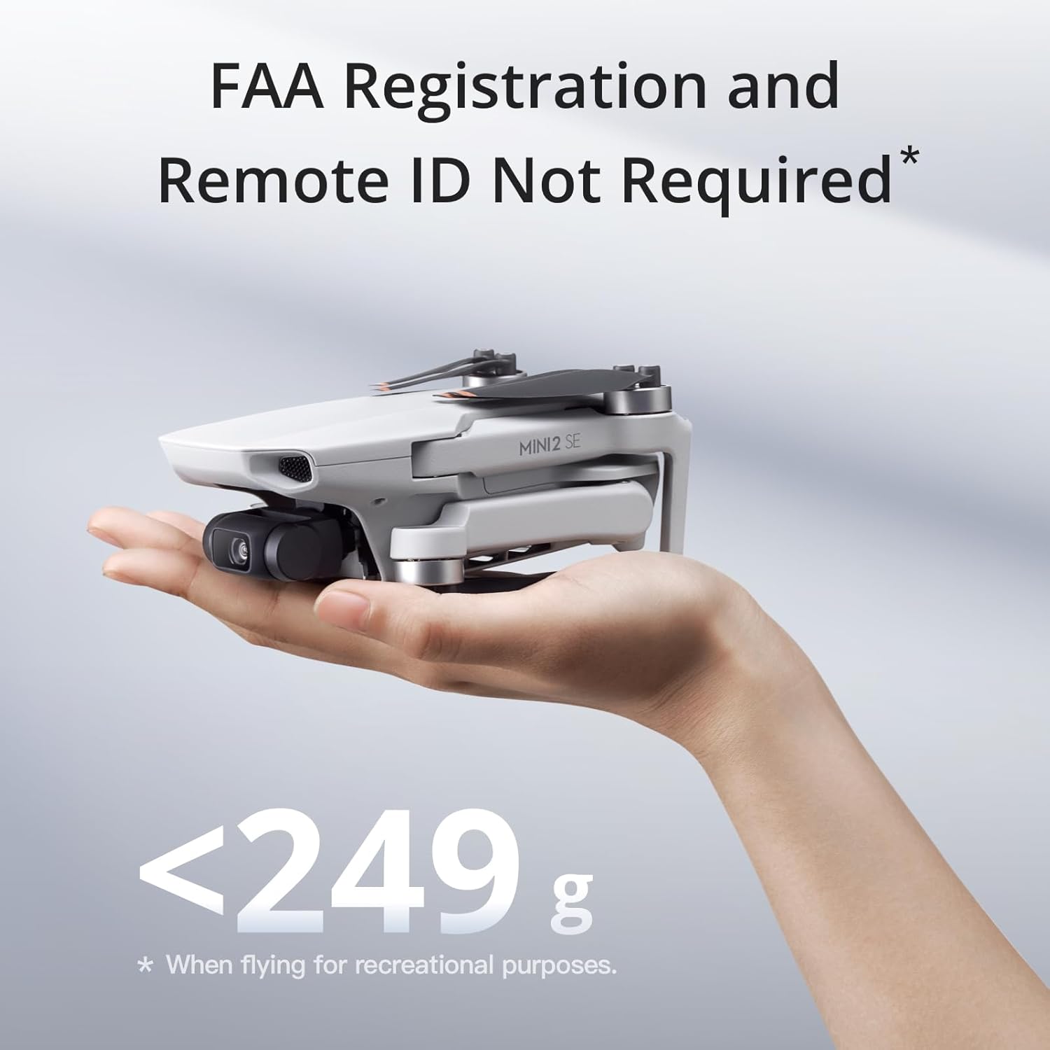 DJI Mini 2 SE, mini drone leggero con video QHD, trasmissione video massima 10 km, tempo di volo di 31 minuti, meno di 249 g, ritorno automatico a casa, drone cardanico a 3 assi con fotocamera per principianti
